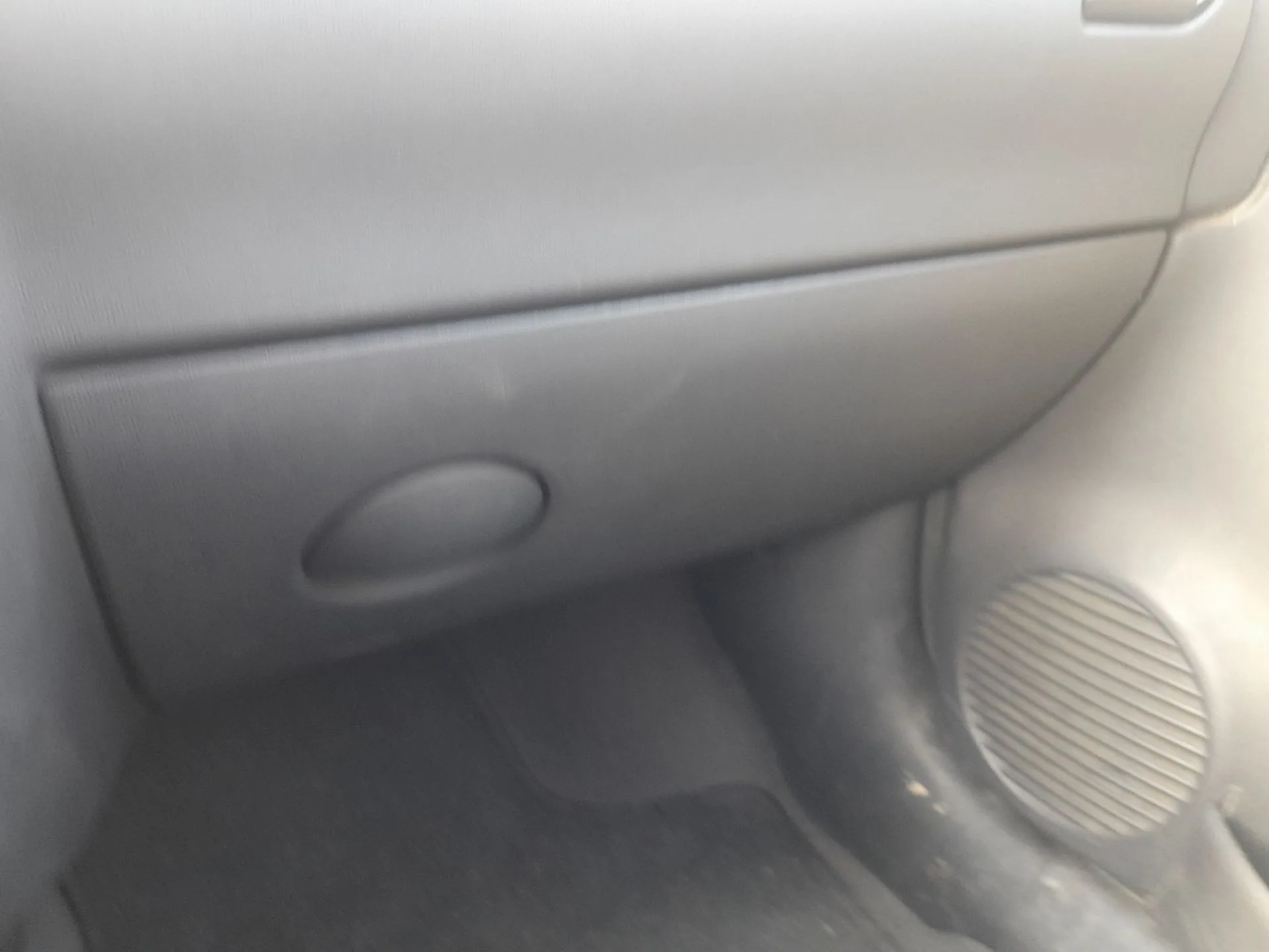 Guantera para Opel Corsa C (X01)