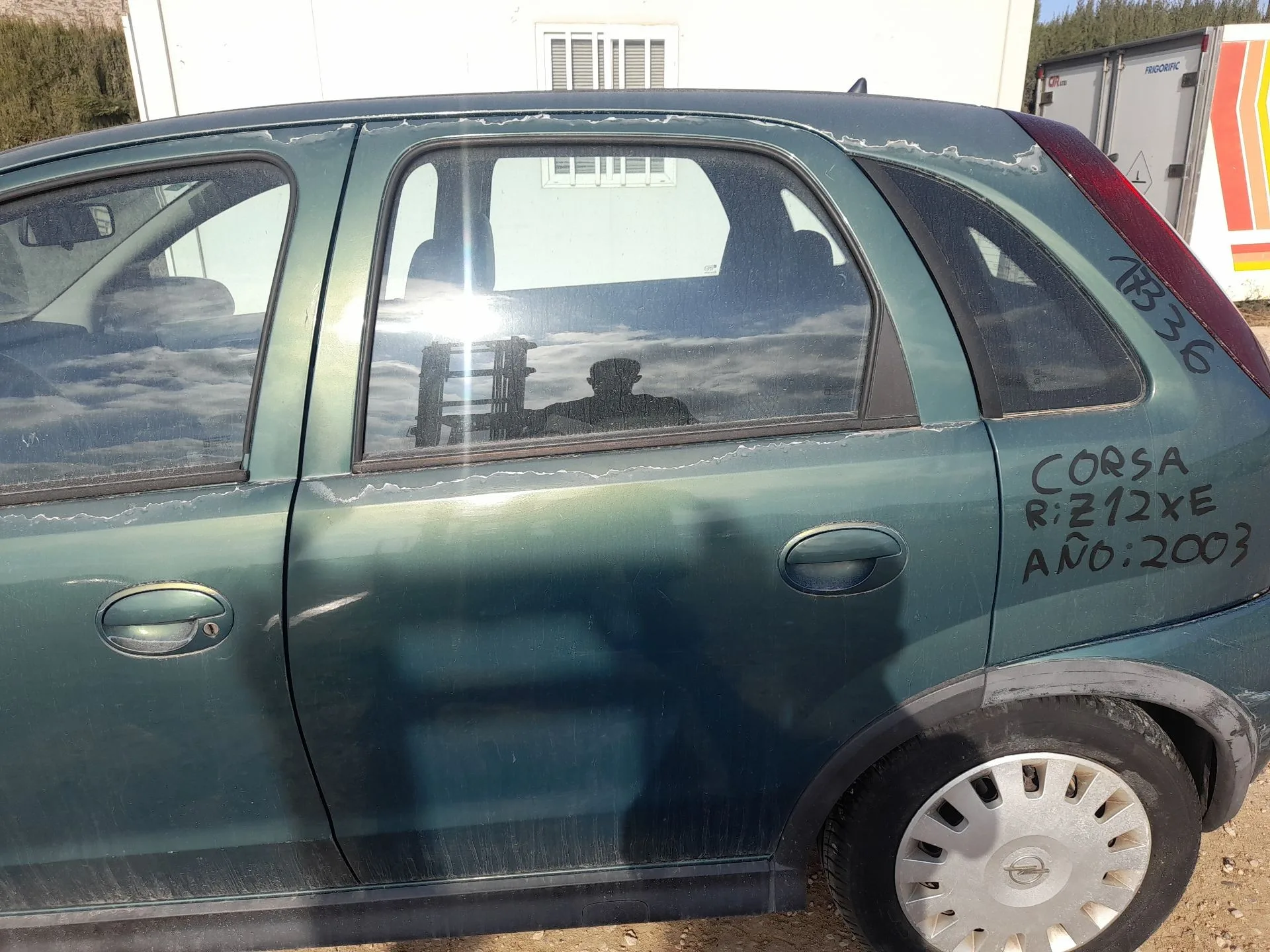 Puerta Trasera Izquierda para Opel Corsa C (X01)