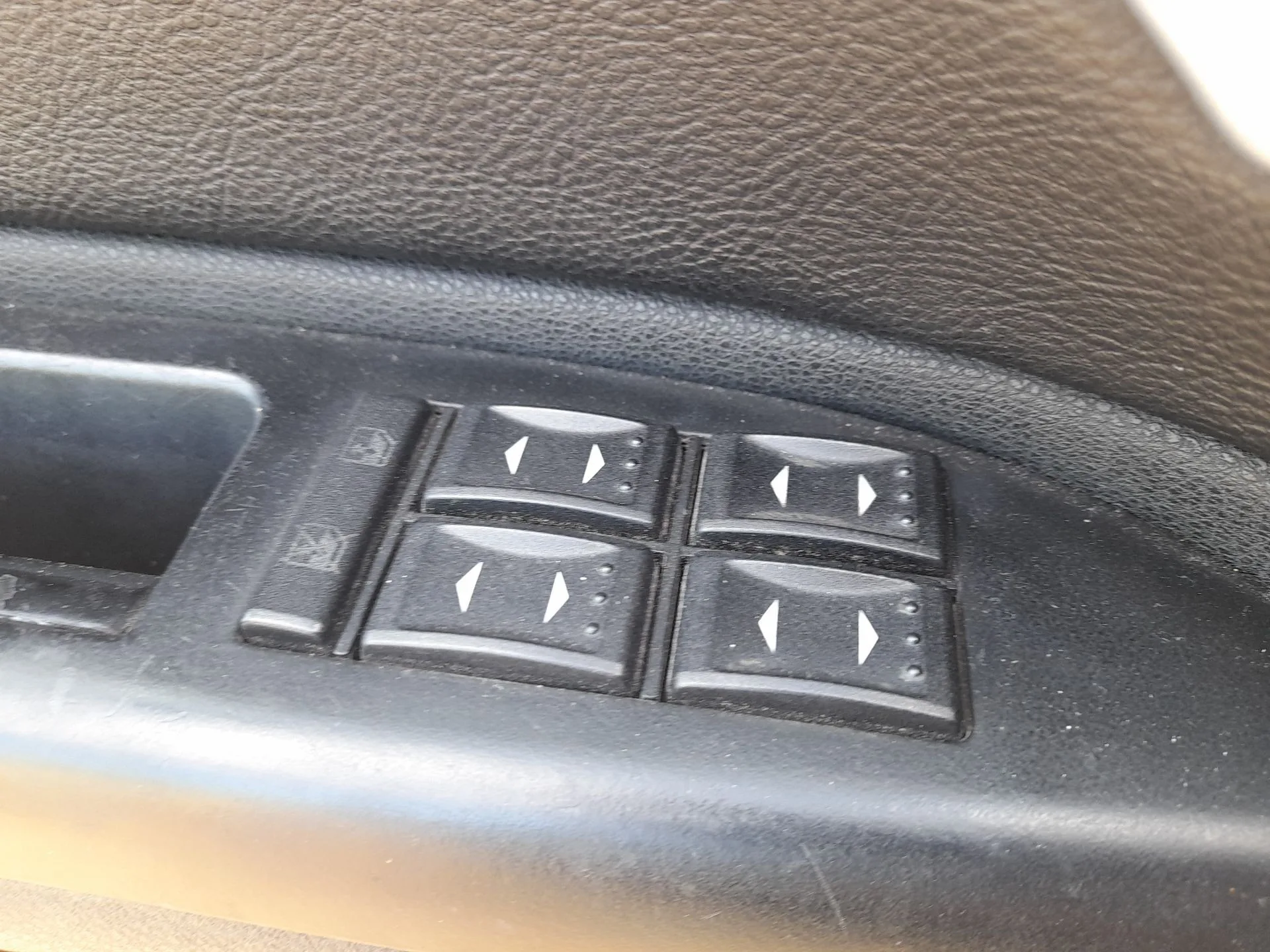 Mando Elevalunas Delantero Izquierdo para Ford Mondeo Iii Sedan (B4Y)