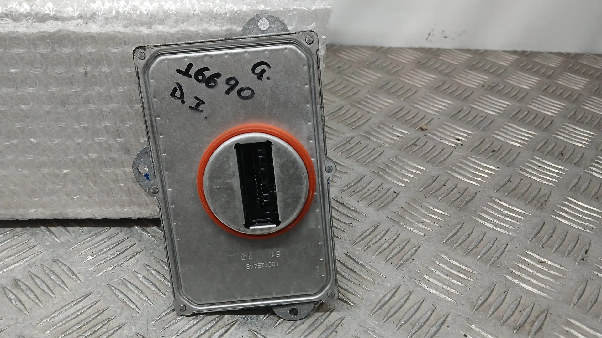 Centralita Faro para Peugeot 3008 Ii Suv (Mc_, Mr_, Mj_, M4_)