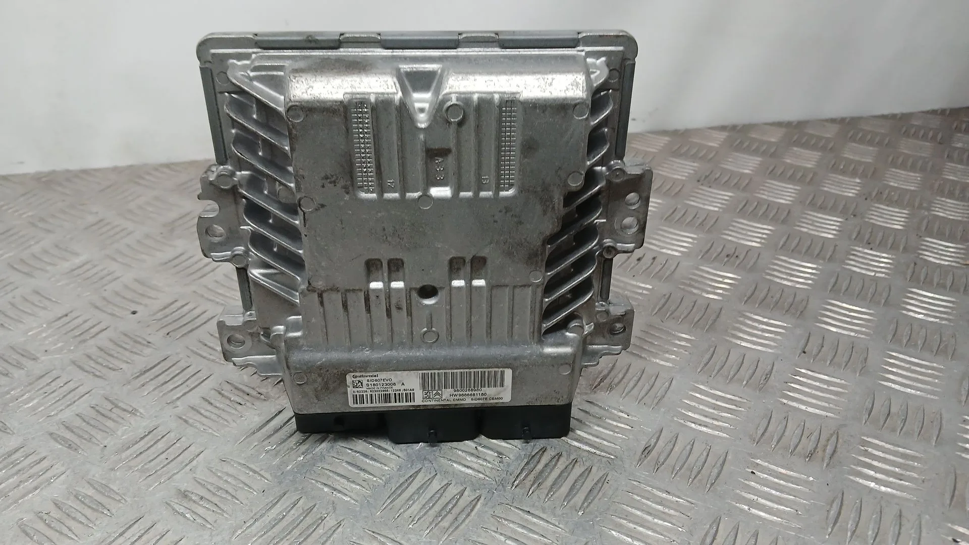 Centralita Motor Uce para Peugeot Partner Tepee