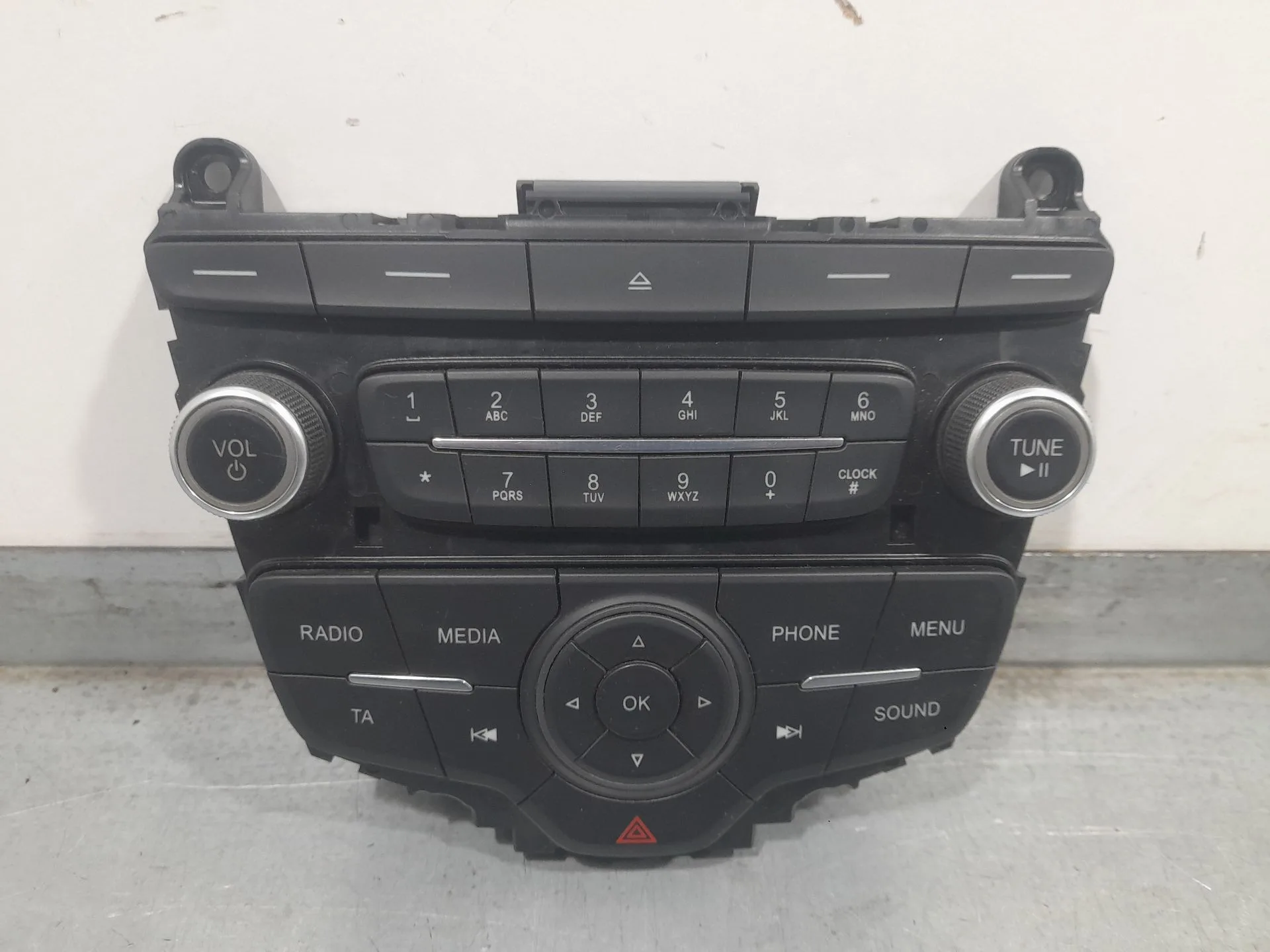 Mando Radio para Ford Focus Iii Turnier