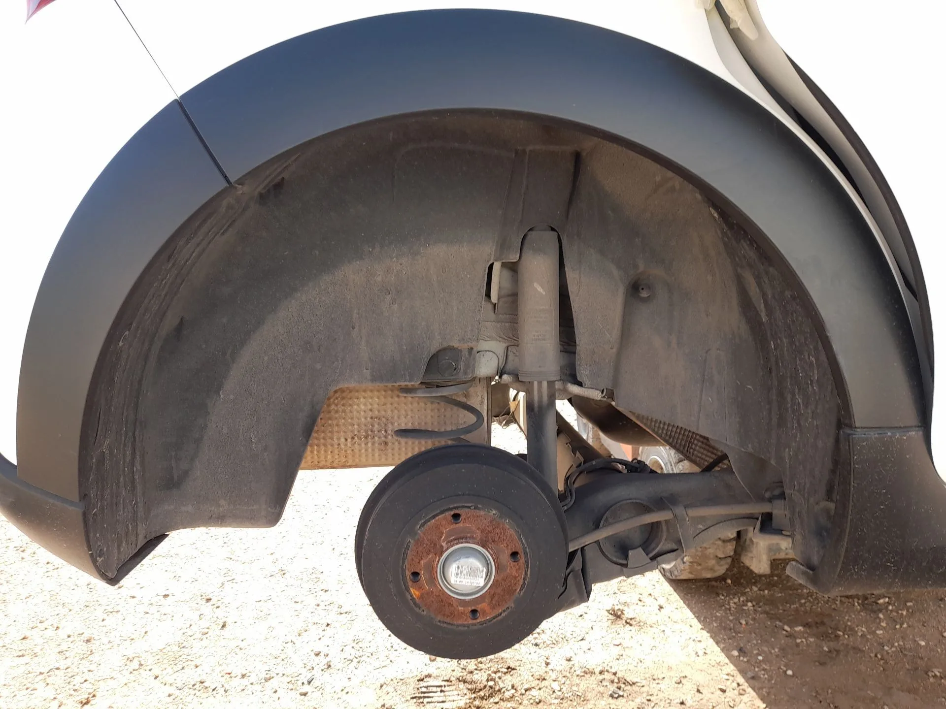 Plastico Pase Rueda Tras. Dch. para Citroën C3 Iii (Sx)
