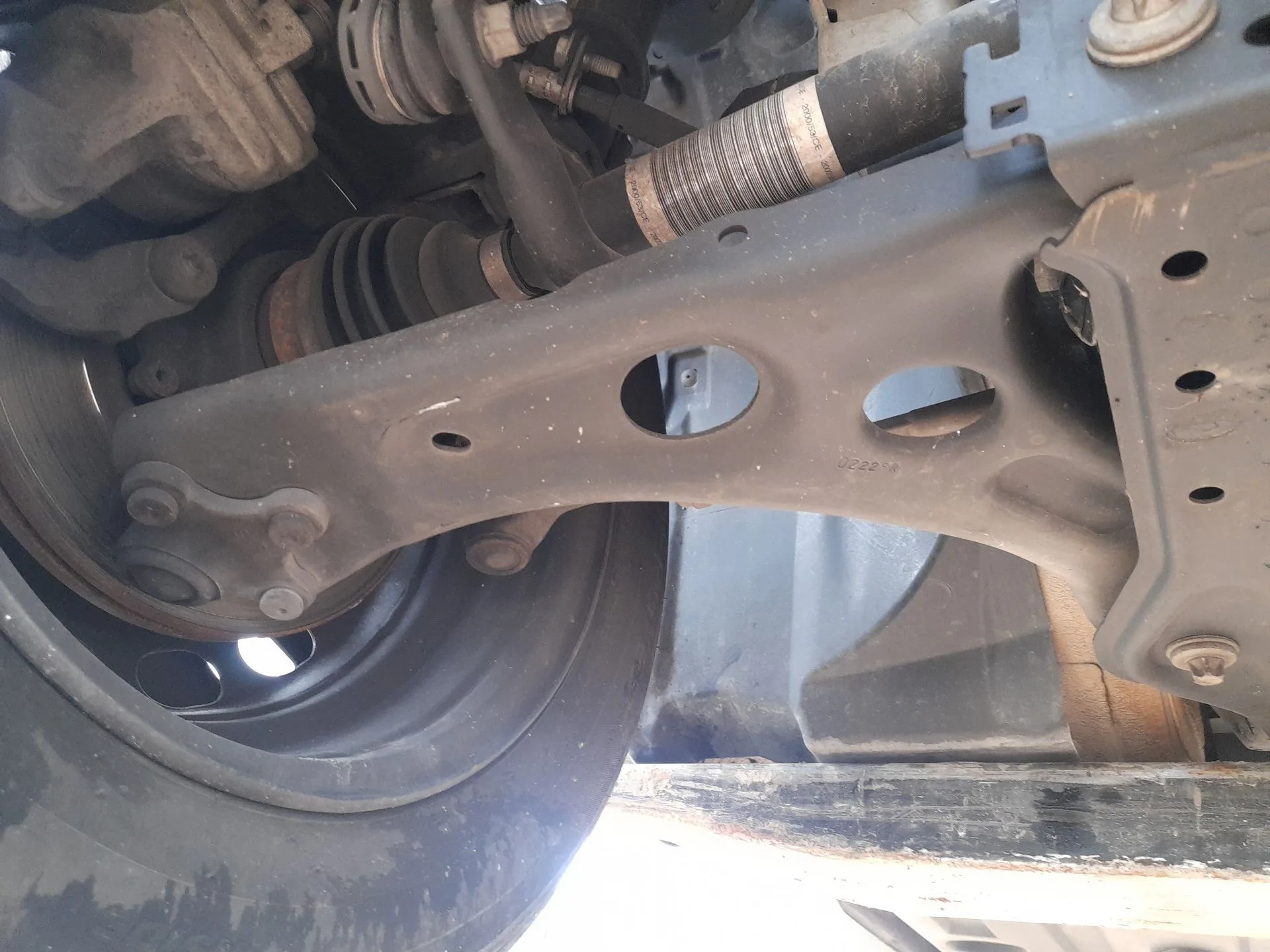 Brazo Suspension Inferior Delantero Derecho para Peugeot 208 Ii (Ub_, Up_, Uw_, Uj_)