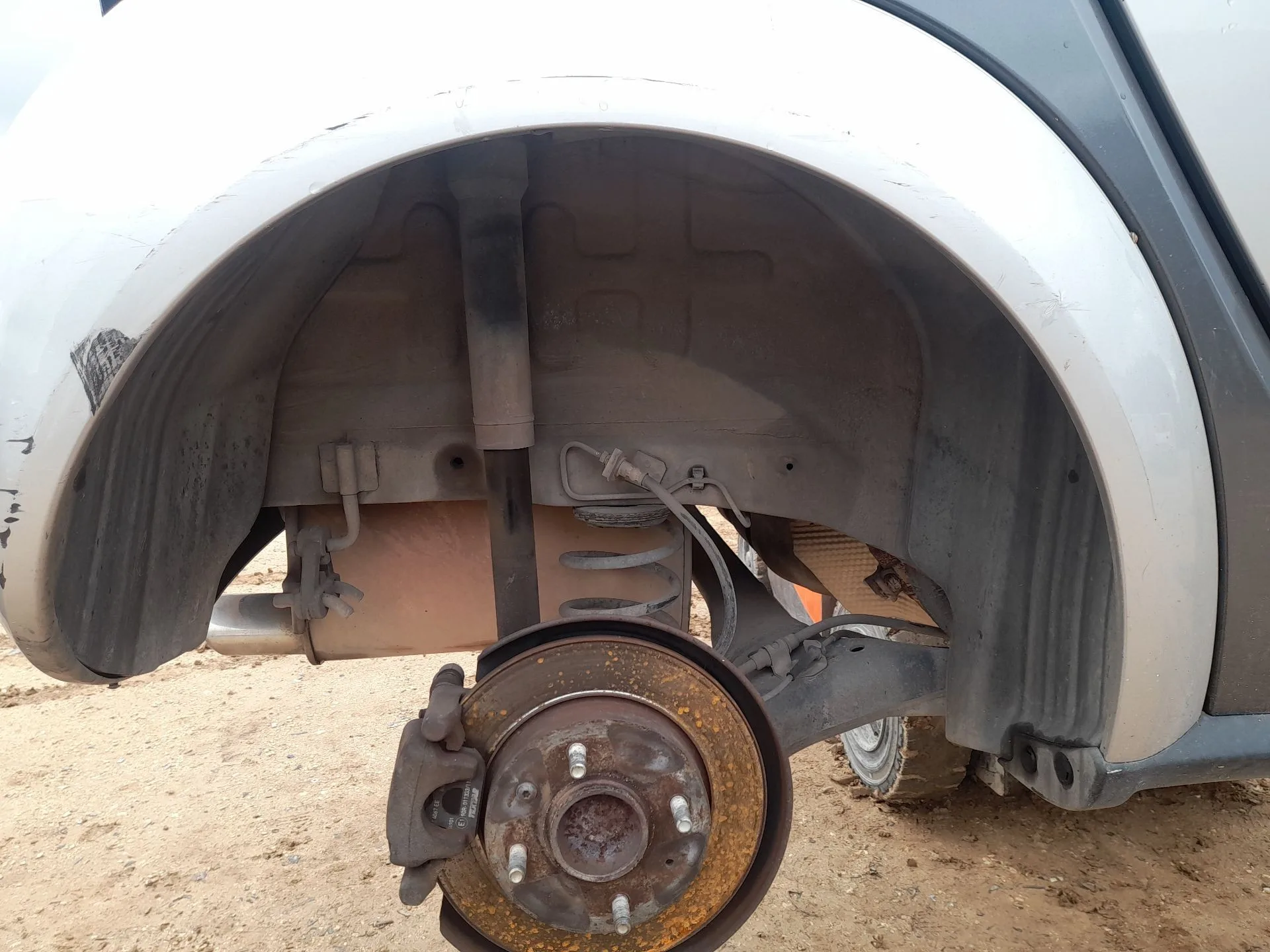 Plastico Pase Rueda Tras. Dch. para Smart Forfour (454)