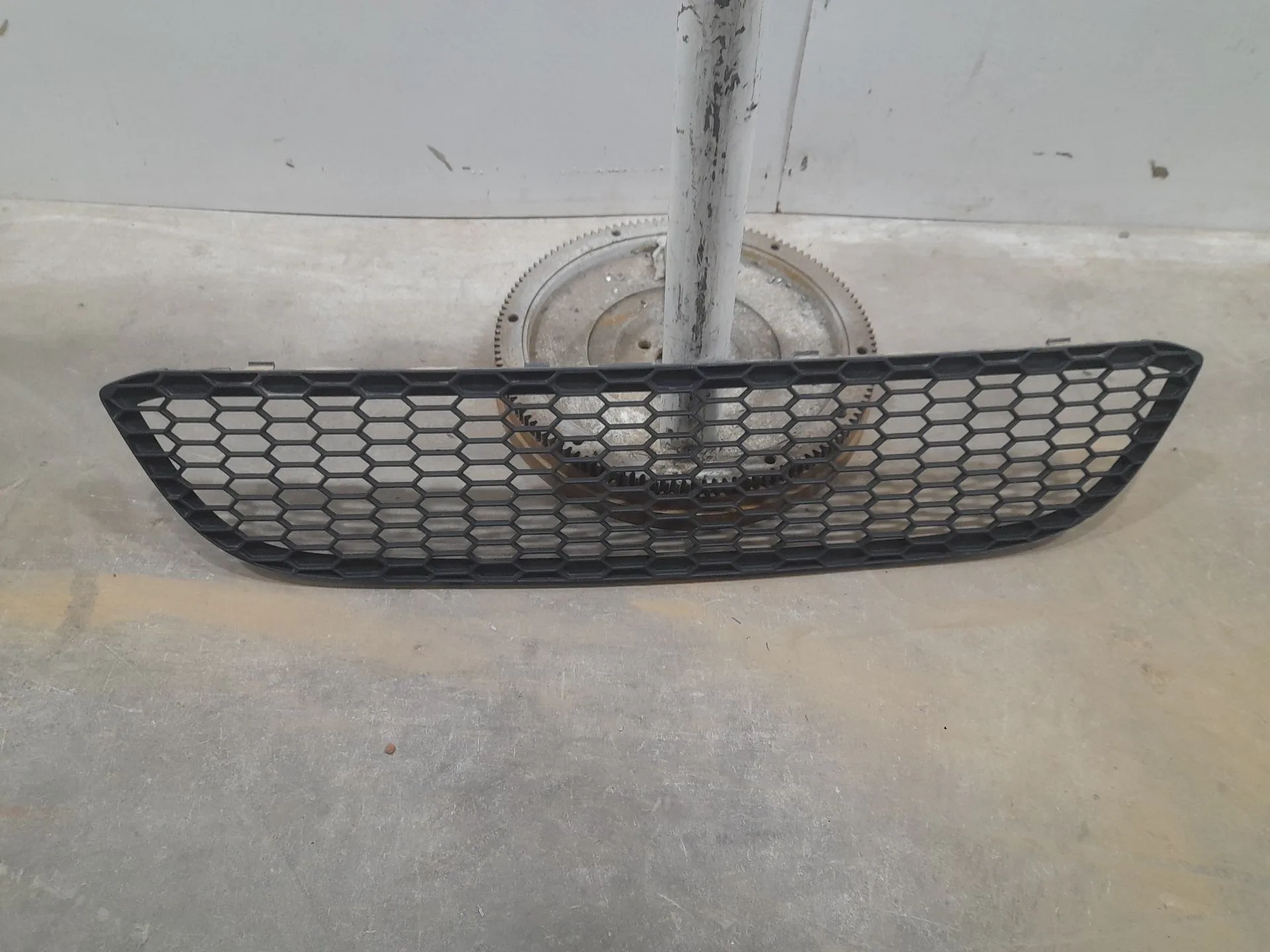 Rejilla Paragolpes Central para Bmw 1 (E81)