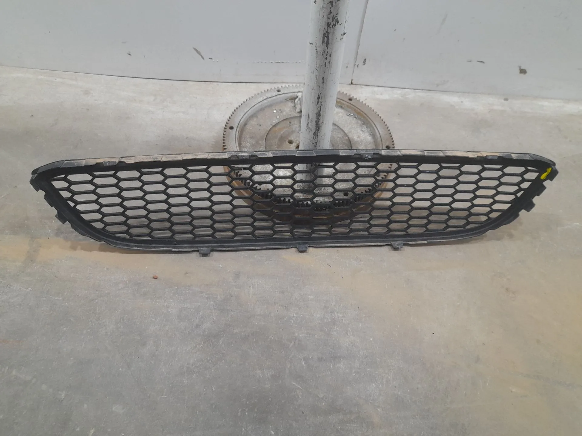 Rejilla Paragolpes Central para Bmw 1 (E81)