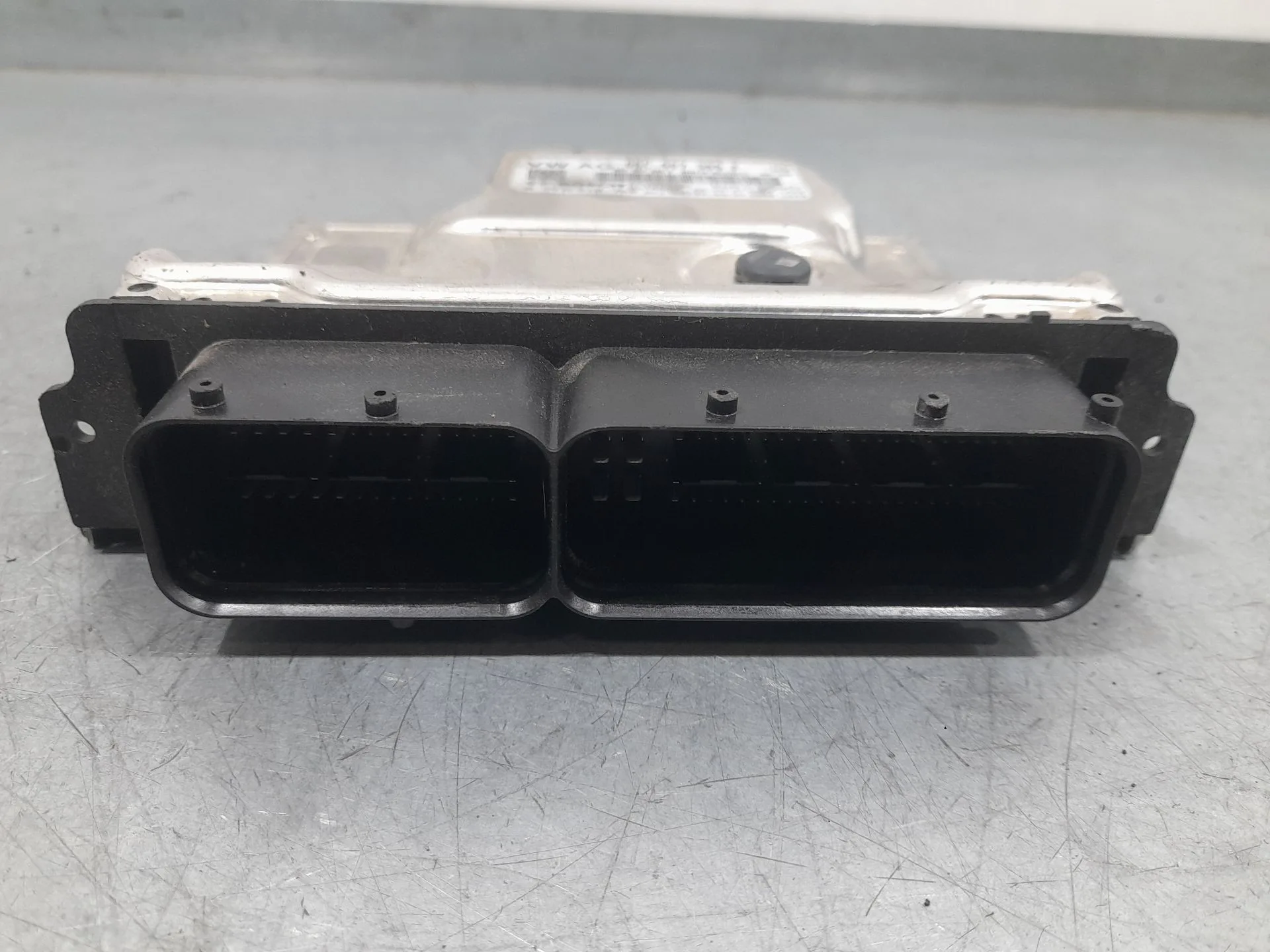 Centralita Motor Uce para Skoda Fabia Iv (Pj3)