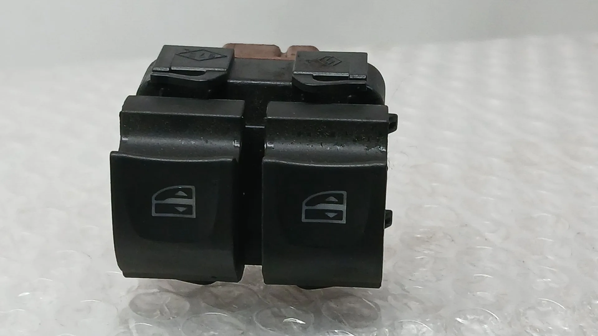 Mando Elevalunas Delantero Izquierdo para Dacia Sandero Iii