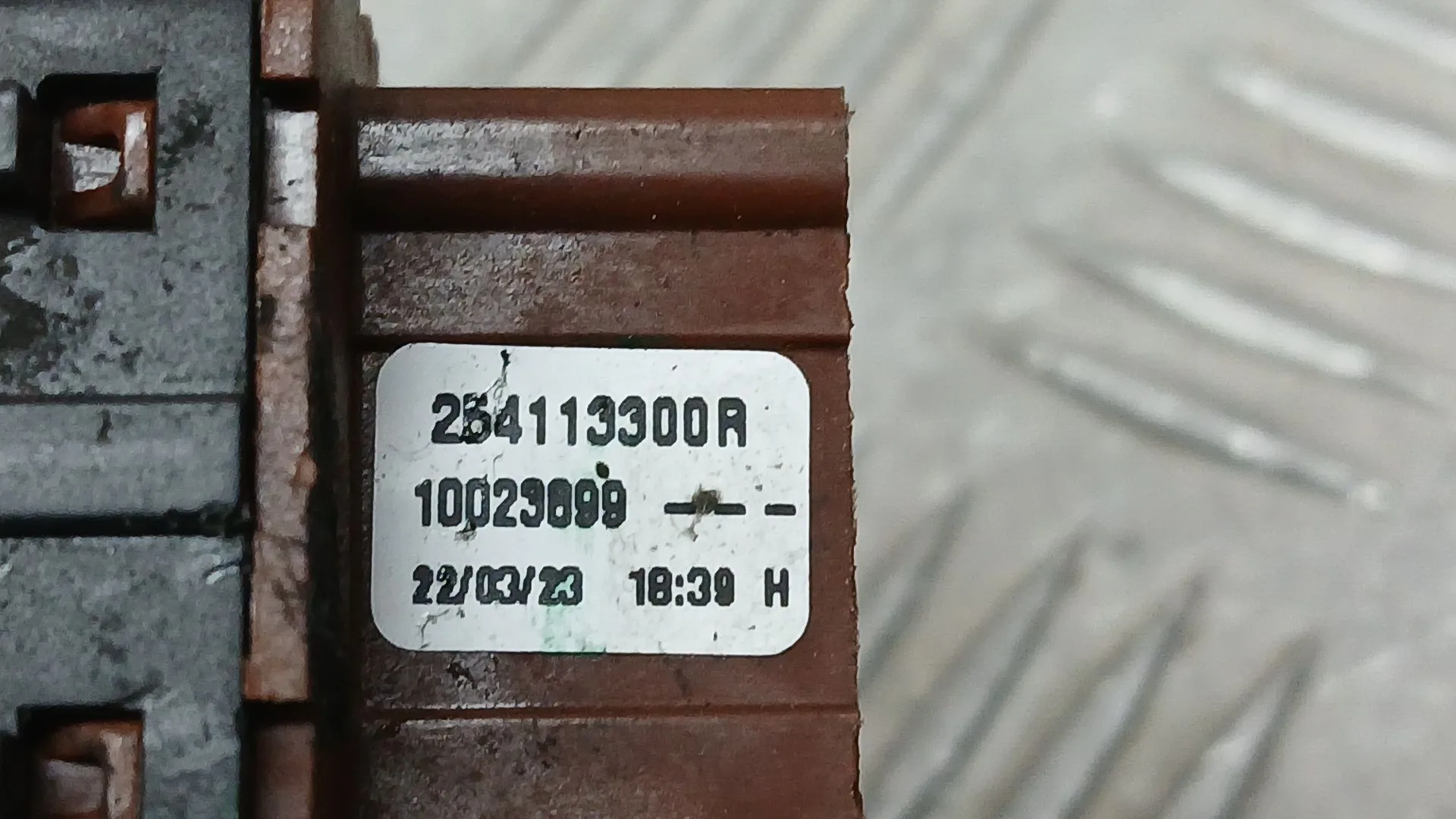 Mando Elevalunas Delantero Izquierdo para Dacia Sandero Iii