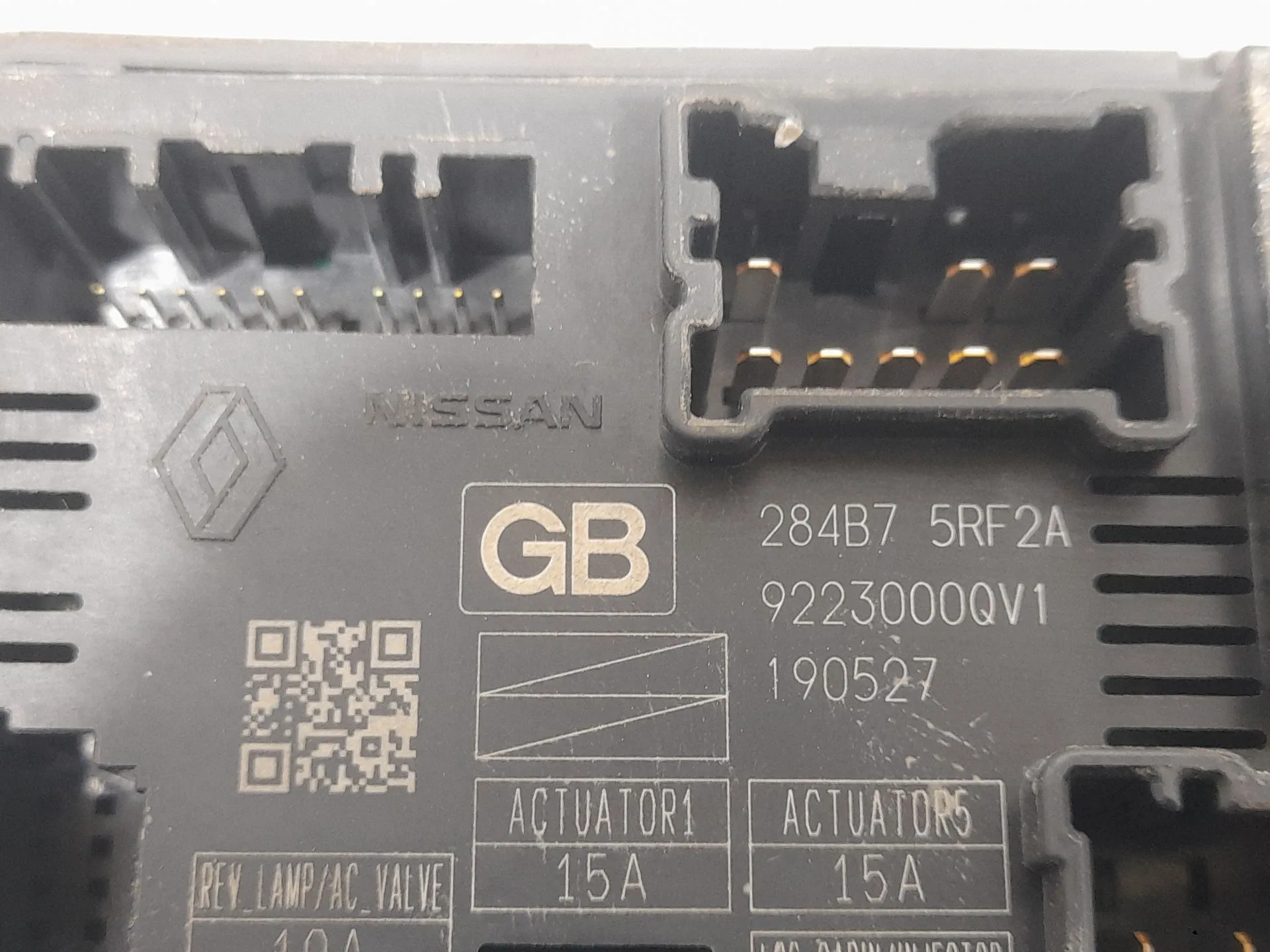 Caja Reles / Fusibles para Nissan Micra V (K14)