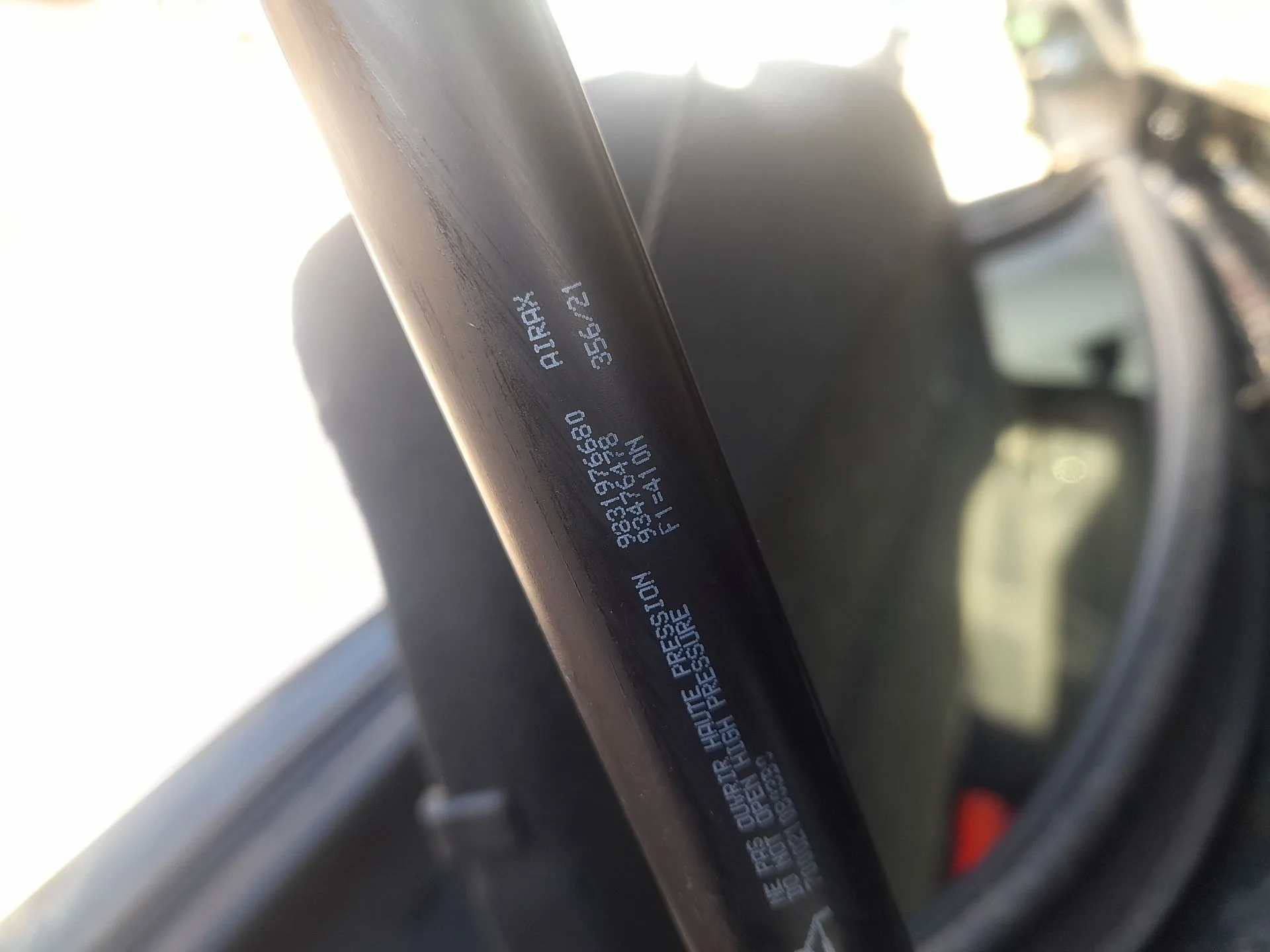 Amortiguadores Maletero / Porton para Opel Corsa F (P2Jo)