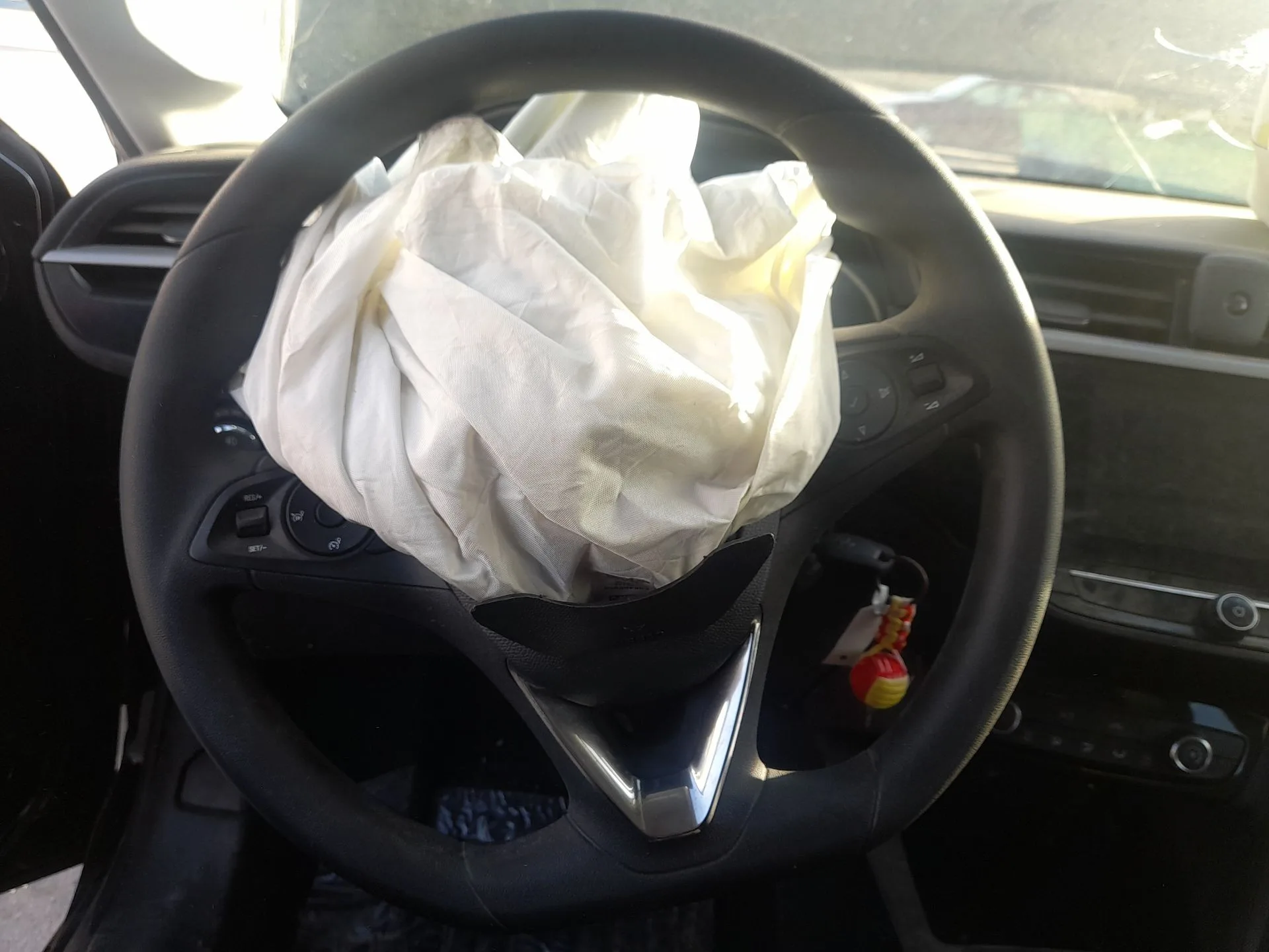 Volante para Opel Corsa F (P2Jo)