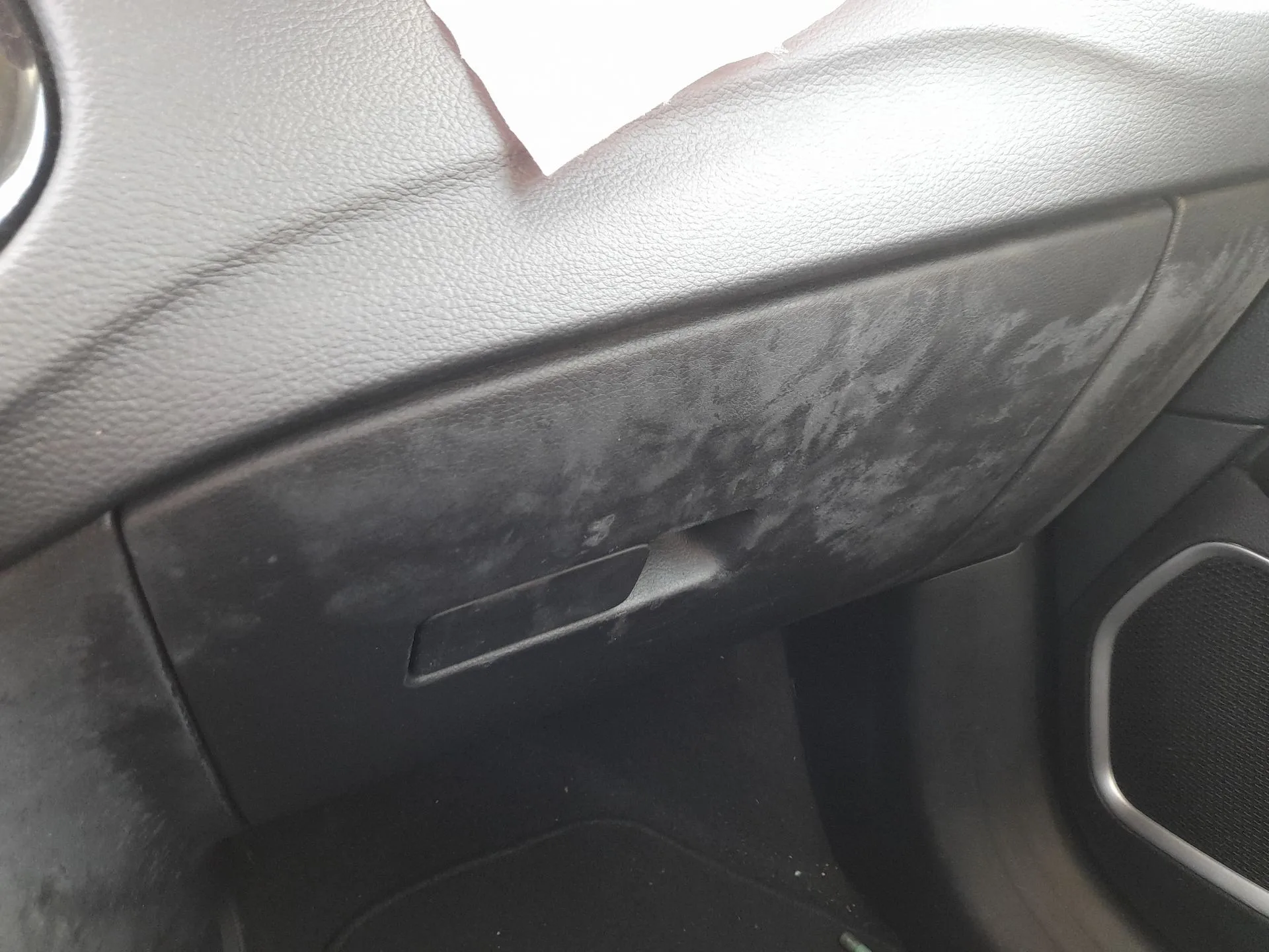 Guantera para Jeep Compass (Mp, M6, Mv, M7)