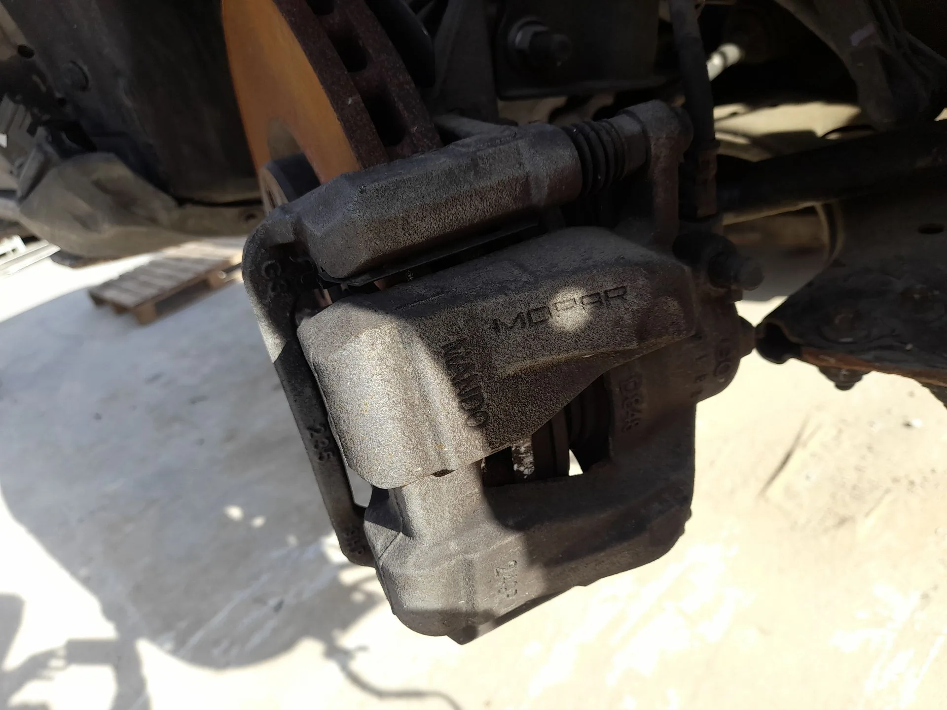 Pinza Freno Delantera Derecha para Jeep Compass (Mp, M6, Mv, M7)