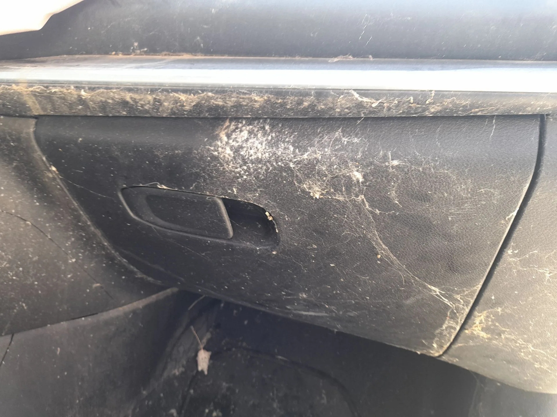 Guantera para Jeep Compass (Mp, M6, Mv, M7)