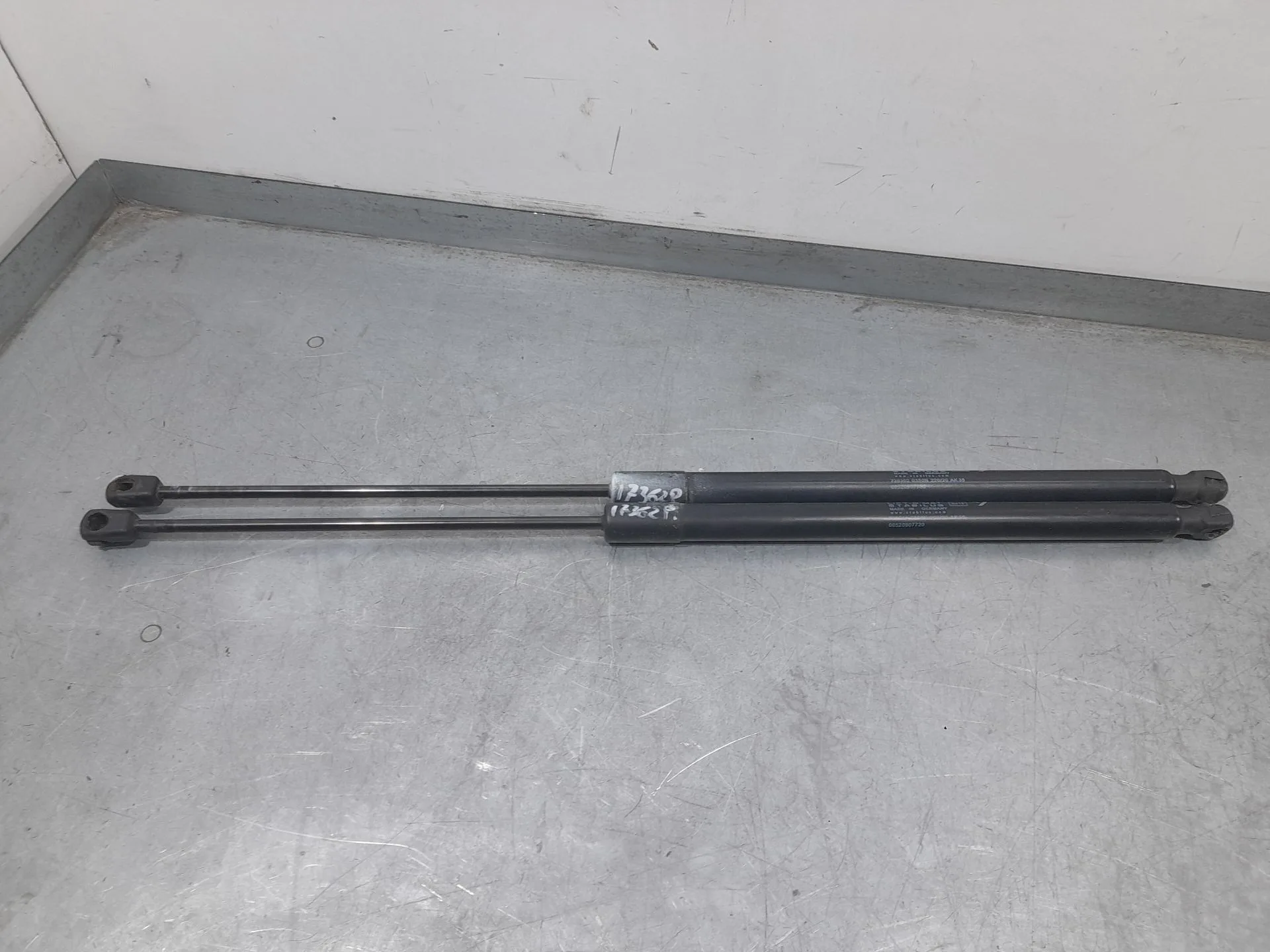 Amortiguadores Maletero / Porton para Fiat Tipo Hatchback (356_, 357_)