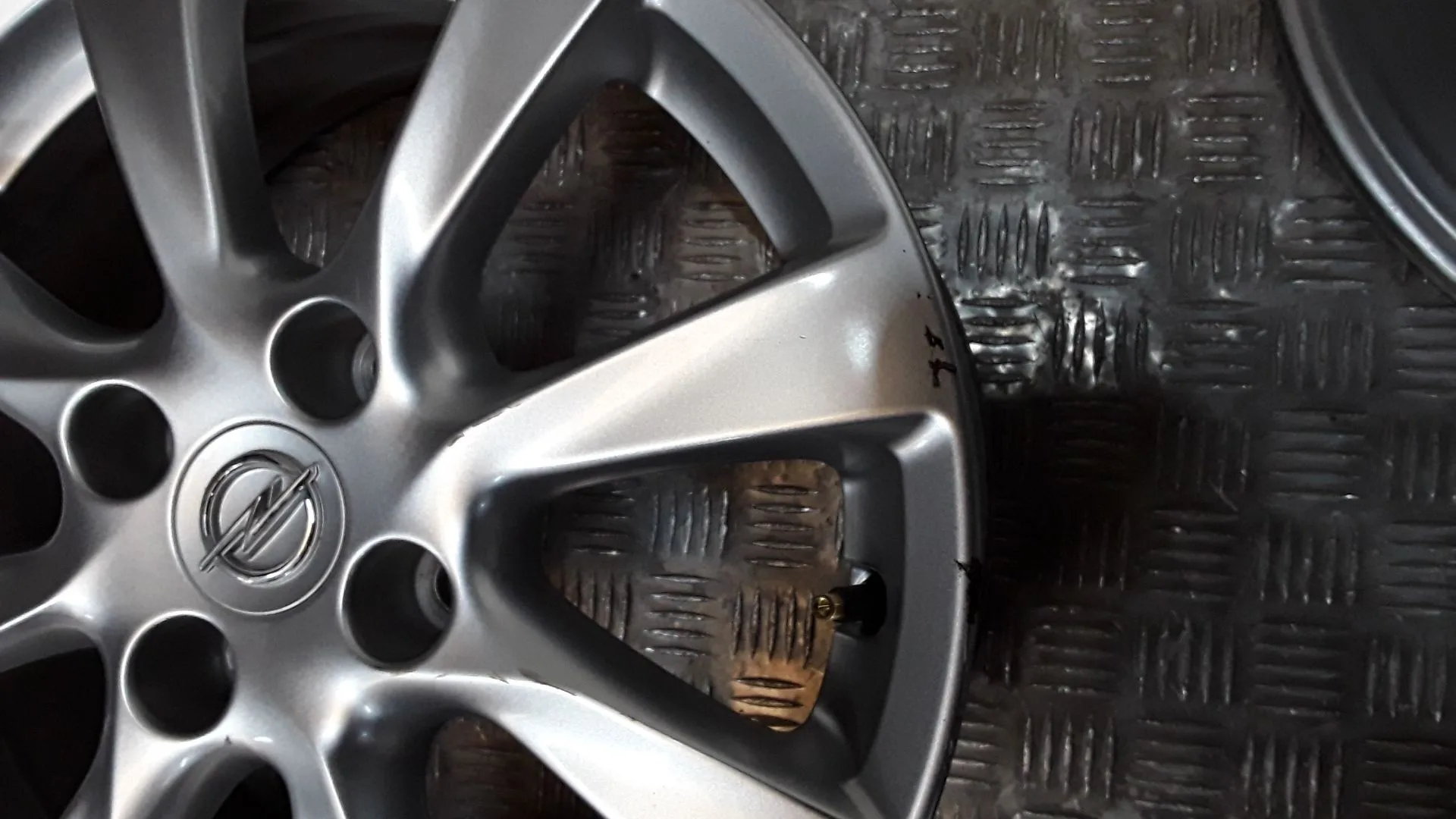 Juego Llantas Aluminio para Opel Corsa F (P2Jo)
