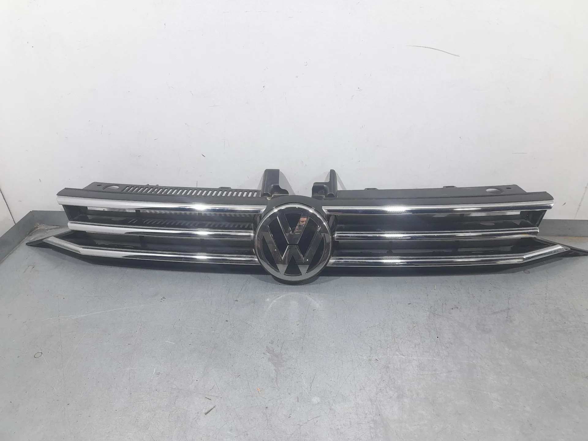 Rejilla Delantera para Volkswagen Touran (5T1)