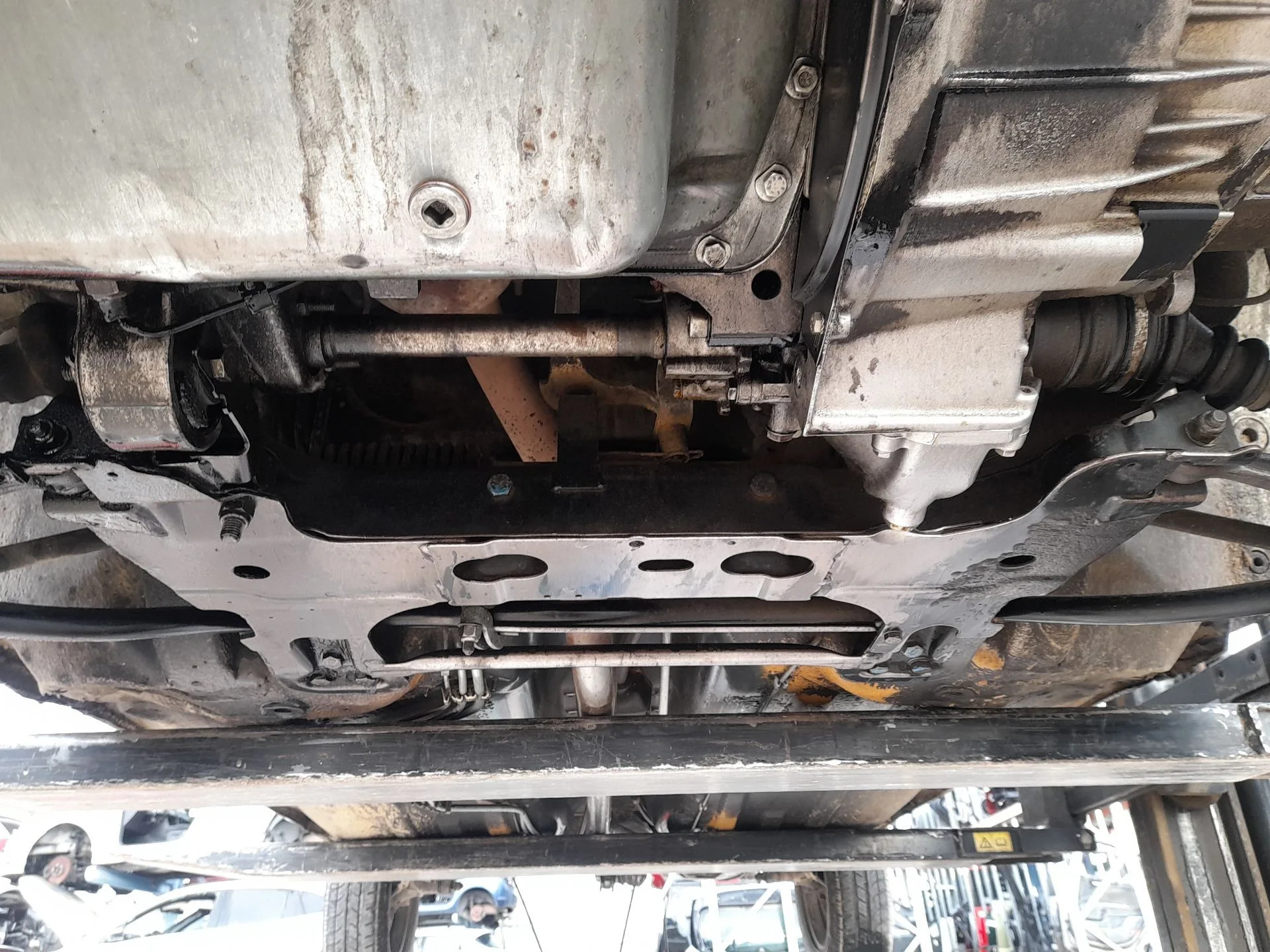 Puente Delantero para Peugeot 205 I (741A/C)