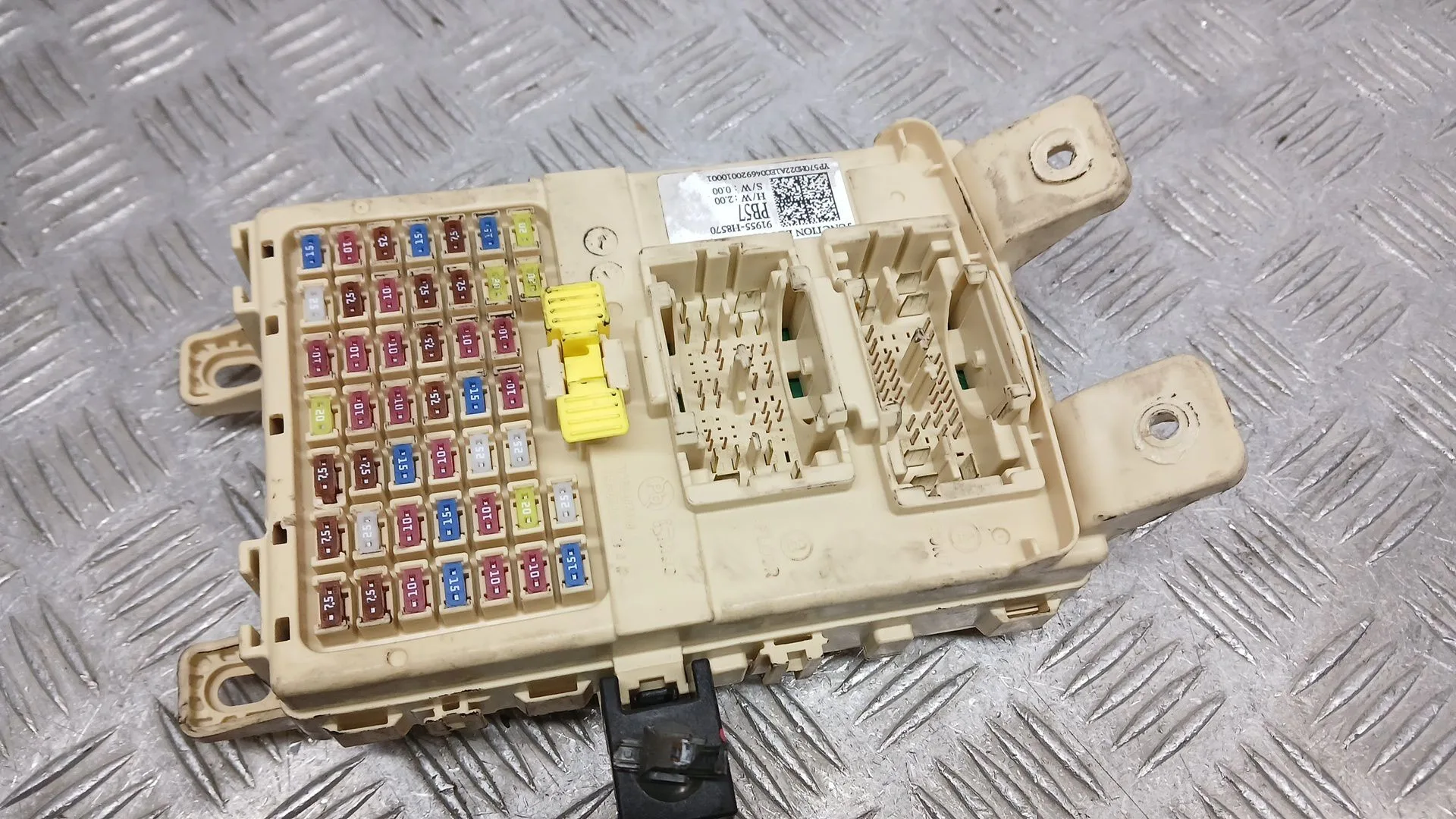 Caja Reles / Fusibles para Kia Rio (Yb)