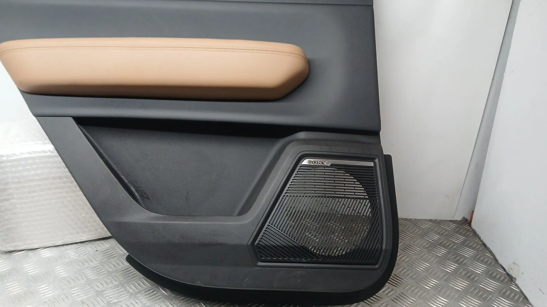 Guarnecido Puerta Trasera Izquierda para Jaecoo 7 Phev