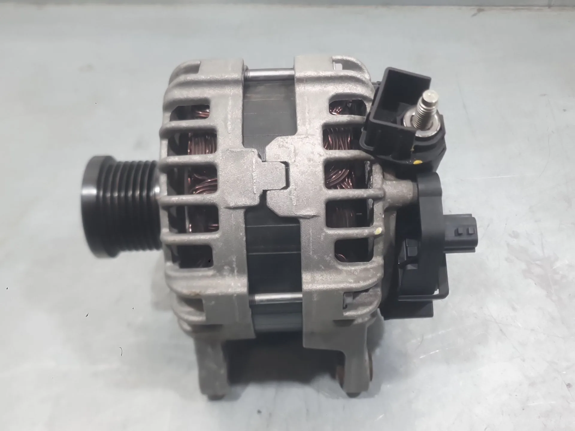 Alternador para Dacia Sandero Iii