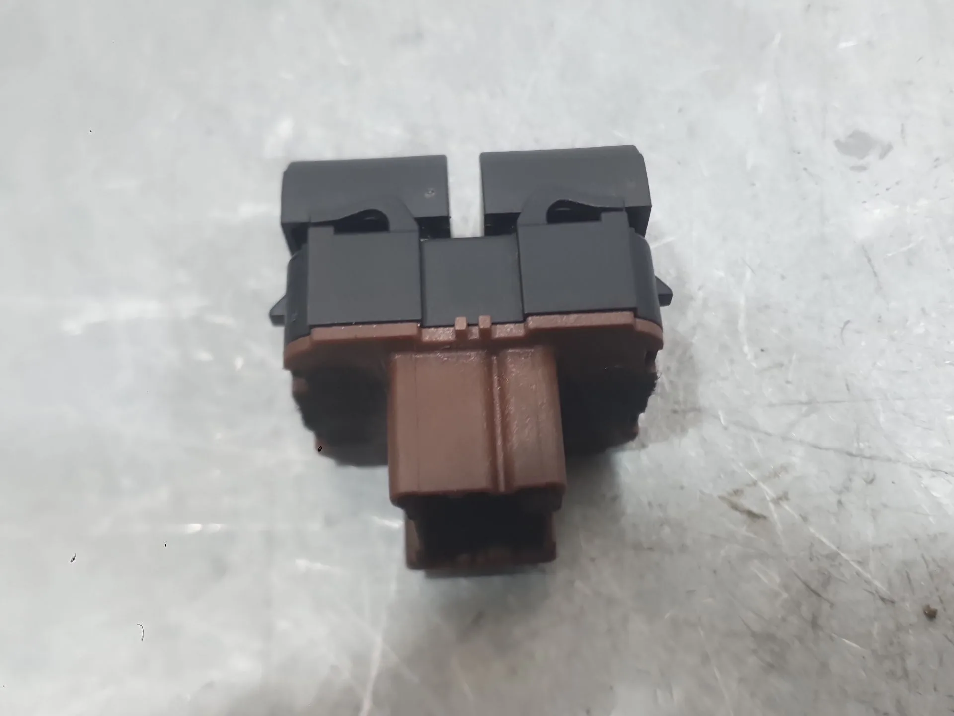 Mando Elevalunas Delantero Izquierdo para Dacia Sandero Iii