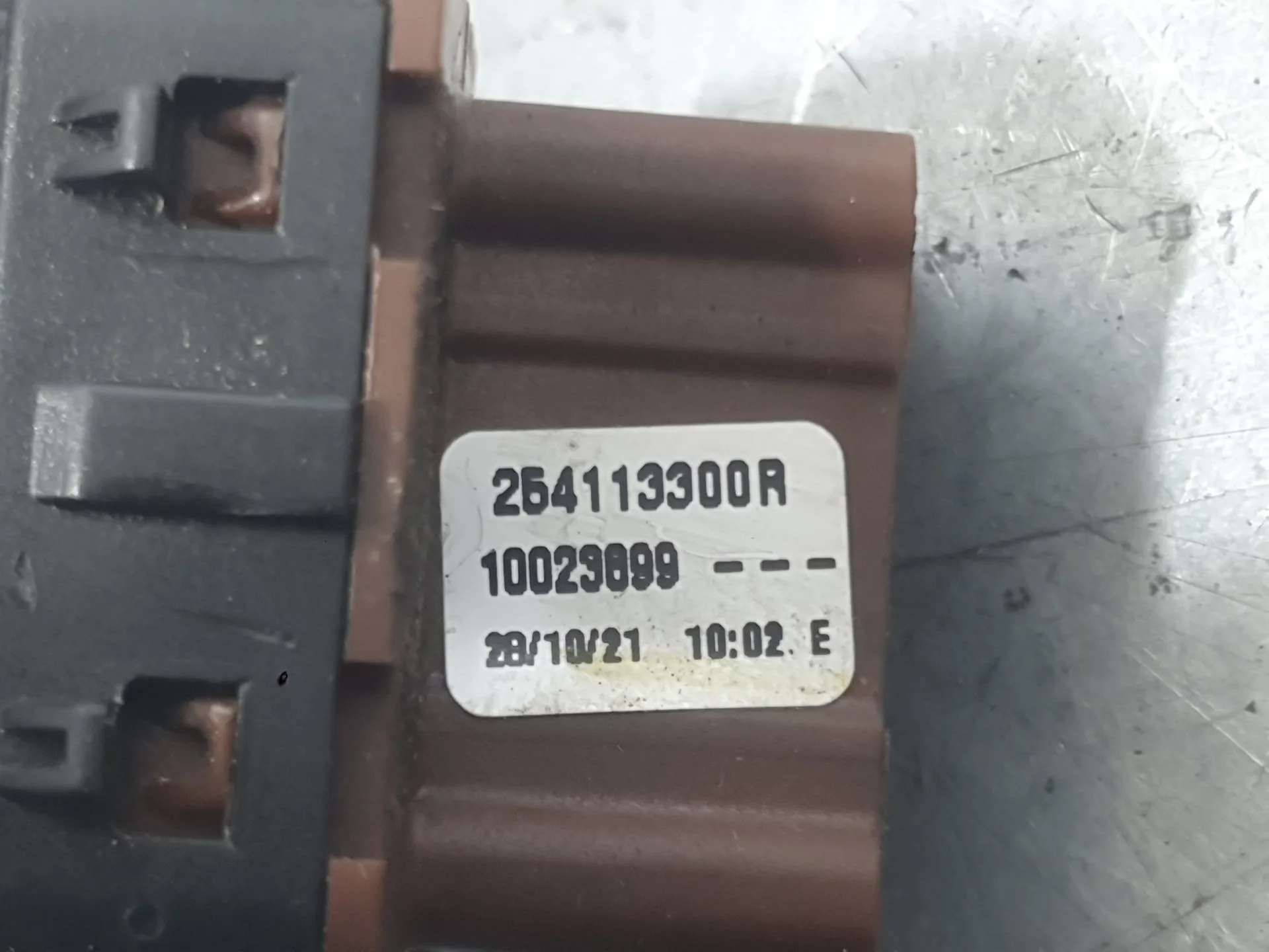 Mando Elevalunas Delantero Izquierdo para Dacia Sandero Iii