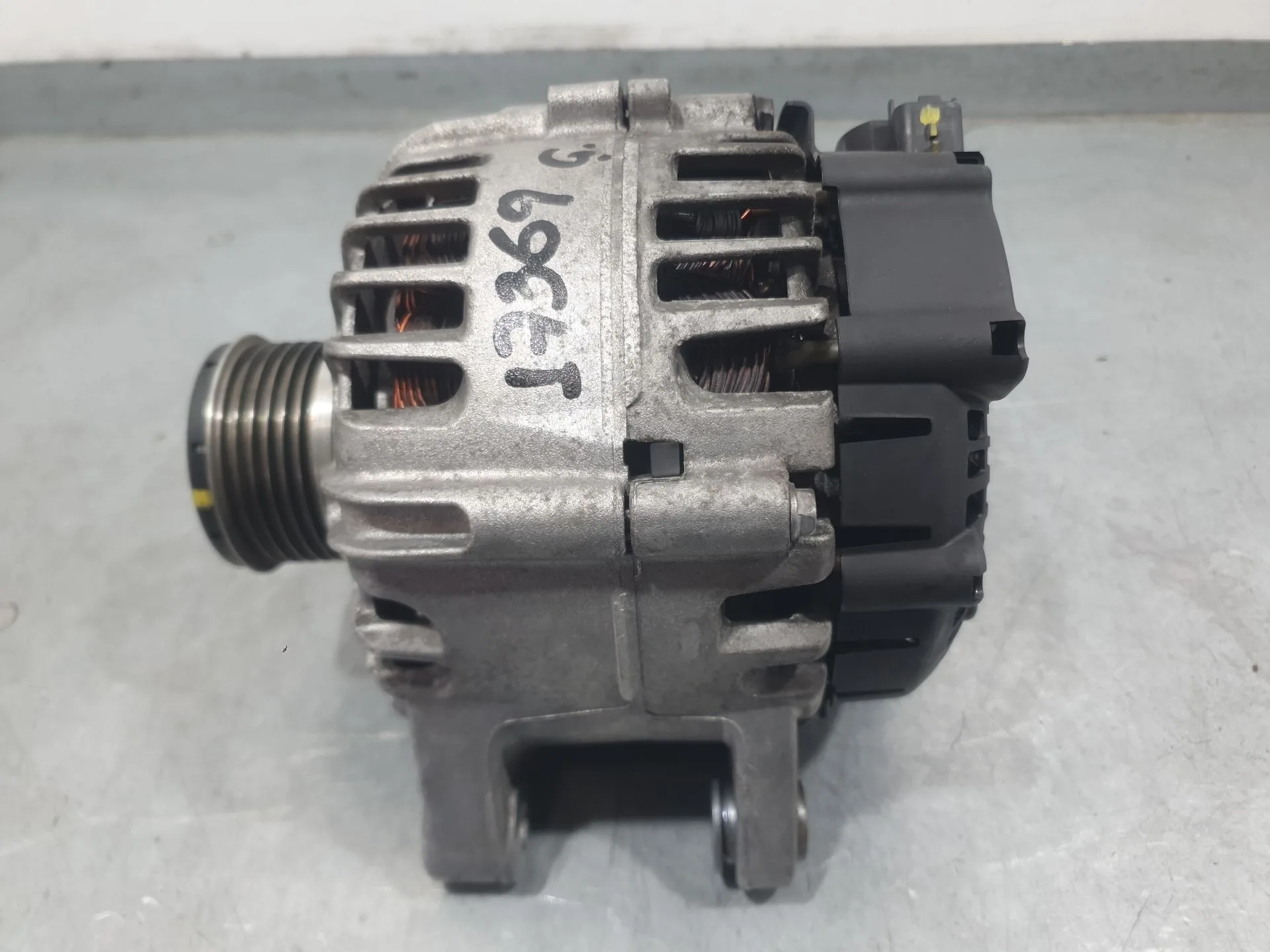 Alternador para Citroën C-Elysee (Dd_)