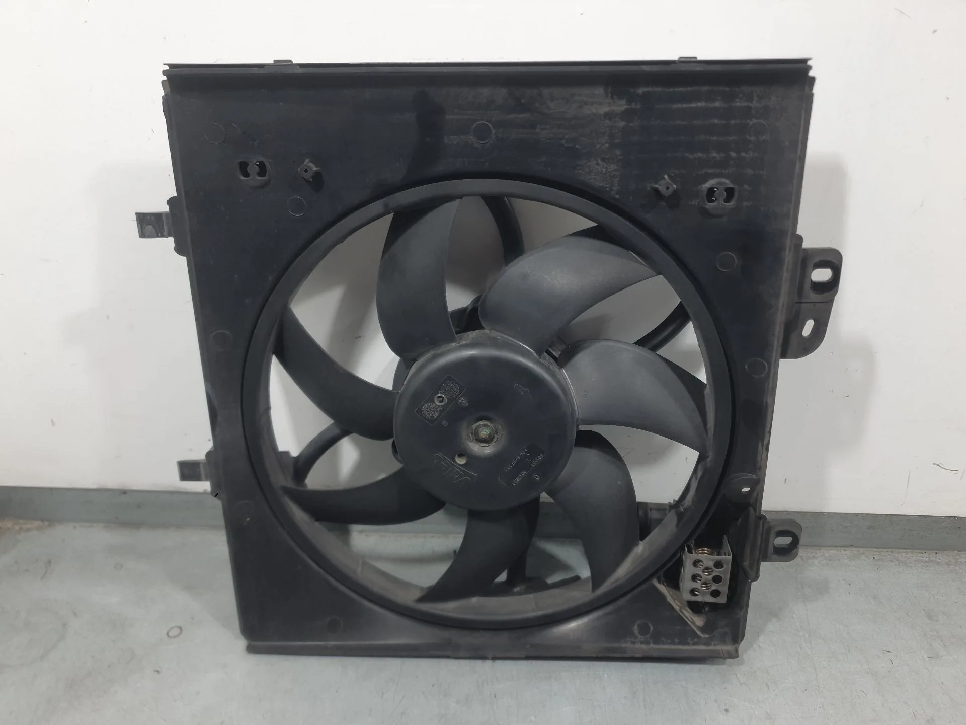 Electroventilador para Citroën C-Elysee (Dd_)