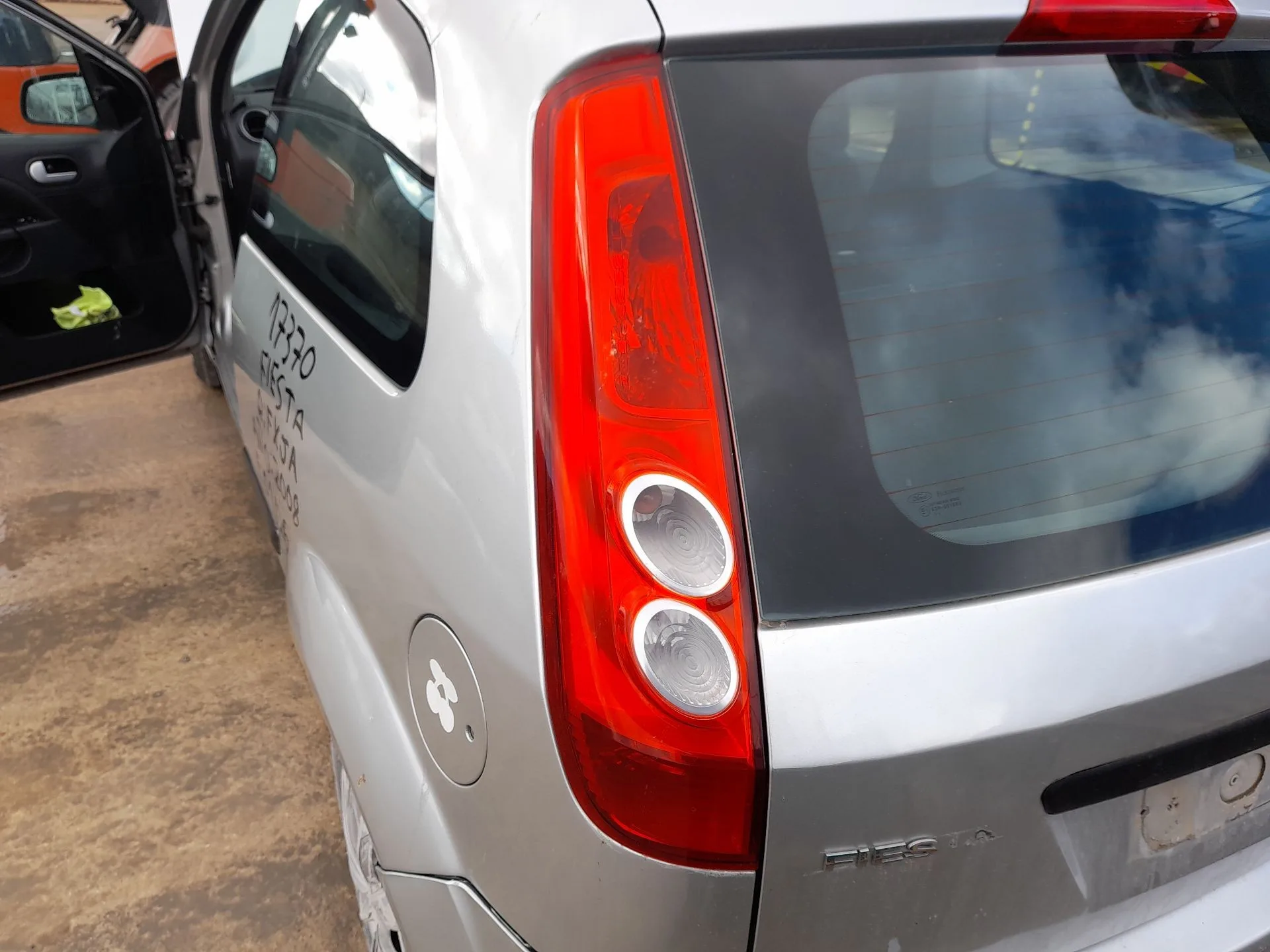 Piloto Trasero Izquierdo para Ford Fiesta V (Jh_, Jd_)