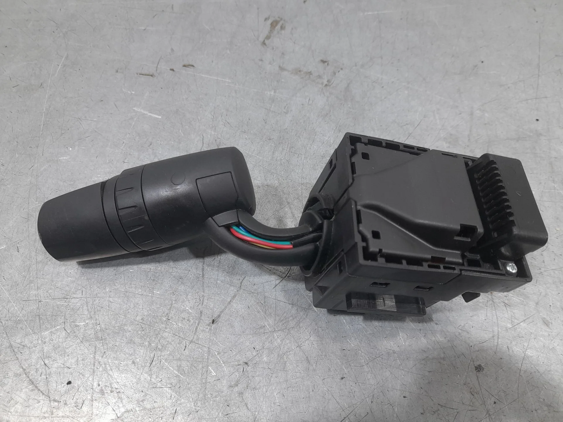 Mando Limpia para Mazda 2 Lim. ()