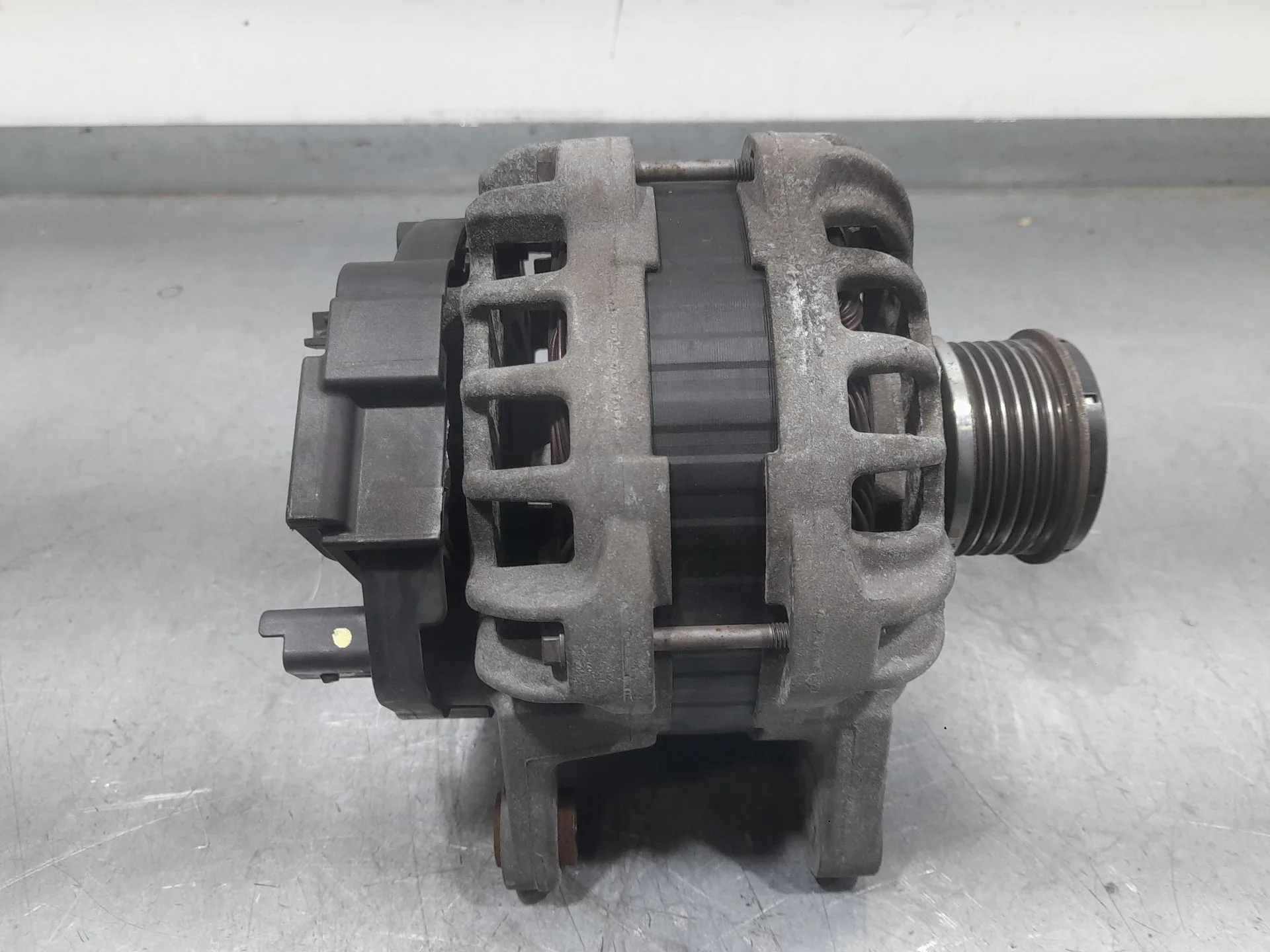Alternador para Dacia Dokker Furgoneta/Monovolumen