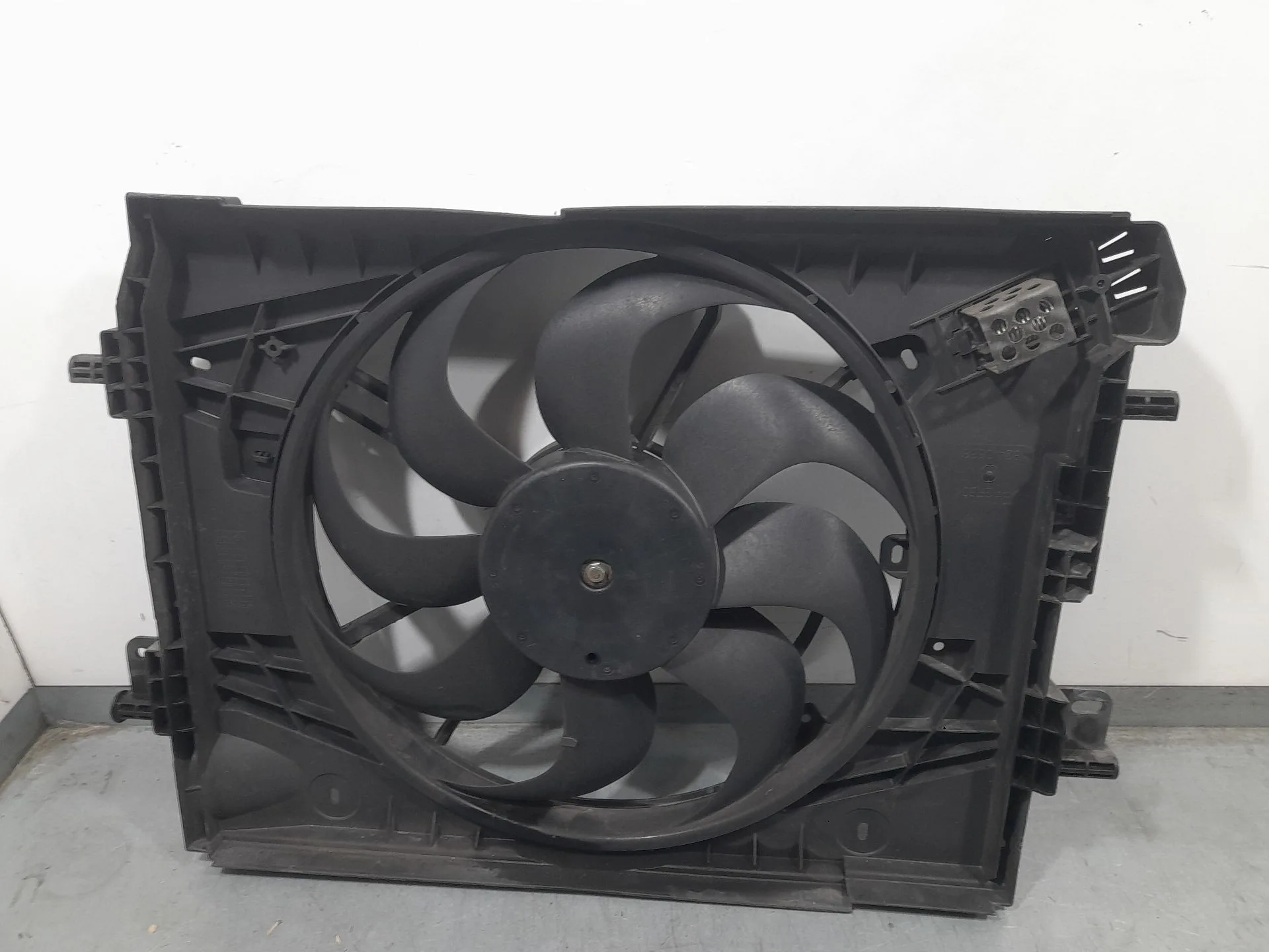Electroventilador para Dacia Dokker Furgoneta/Monovolumen