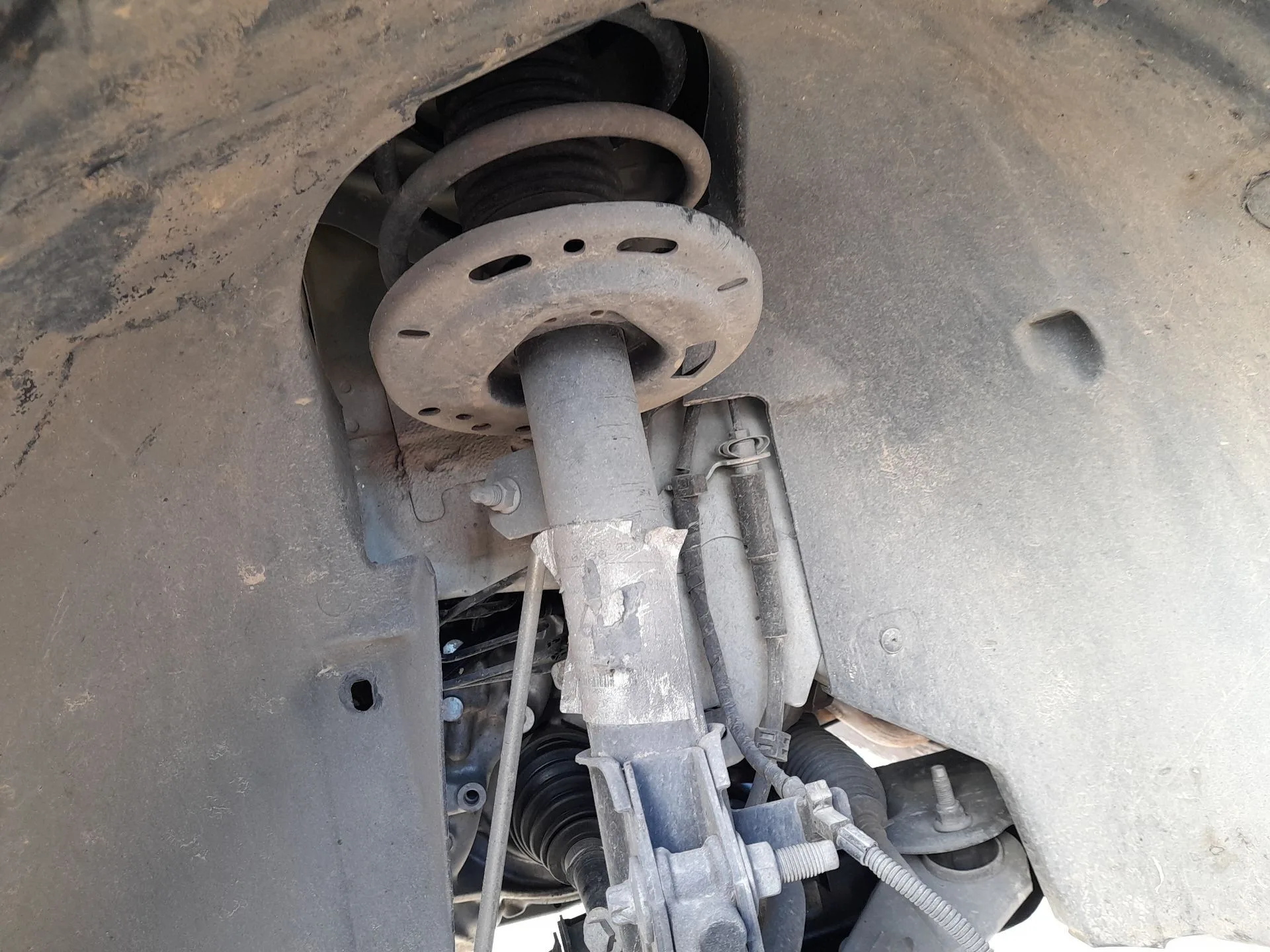 Amortiguador Delantero Izquierdo para Citroën C4 Iii (Ba_, Bb_, Bc_)