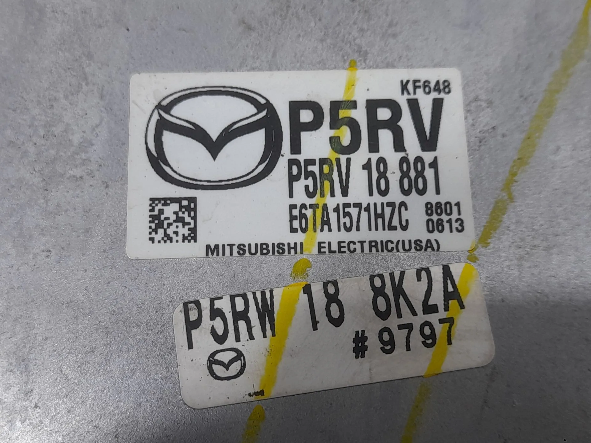 Centralita Motor Uce para Mazda 2 Lim. ()