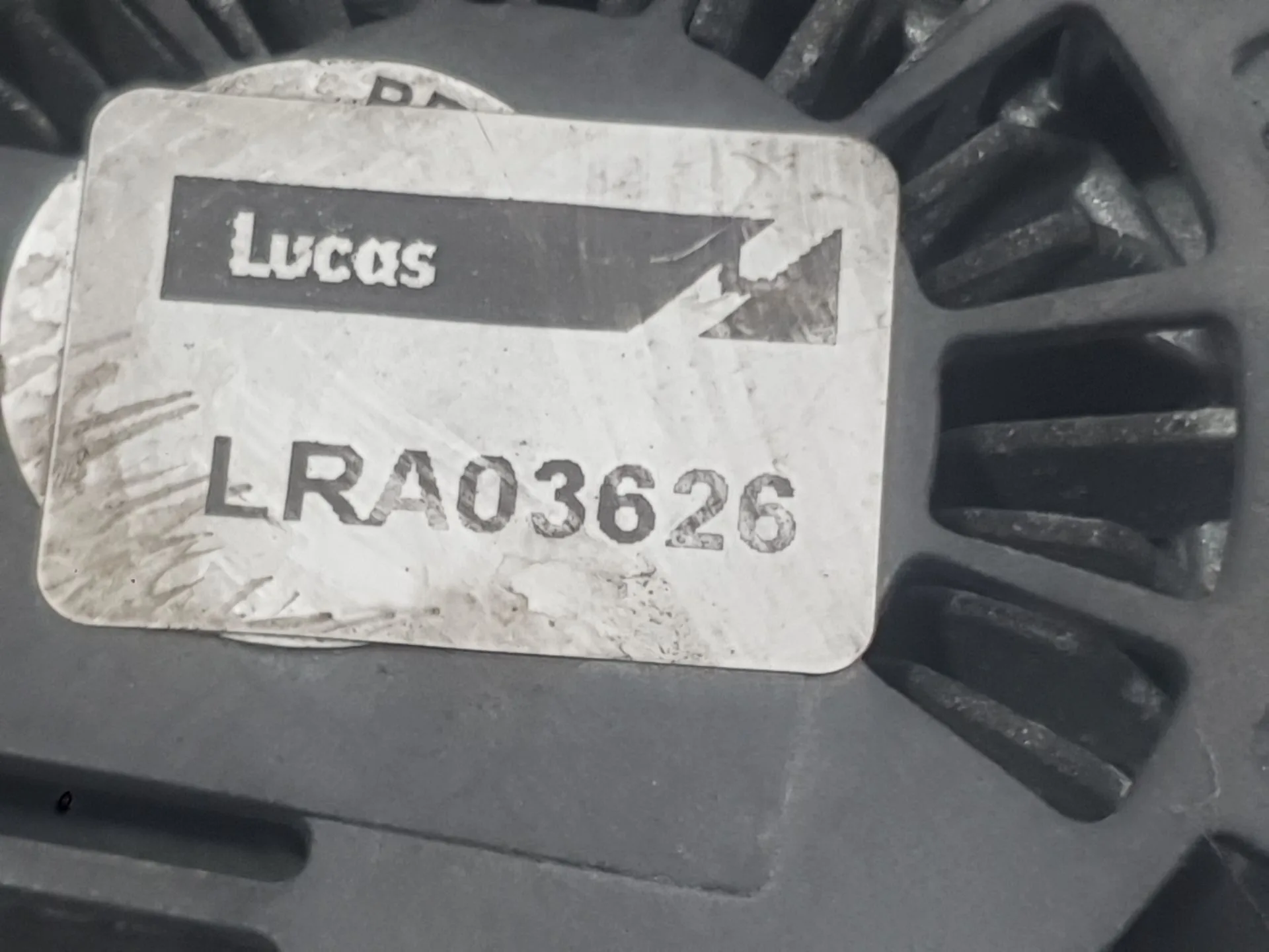Alternador para Peugeot 5008 (0U_, 0E_)