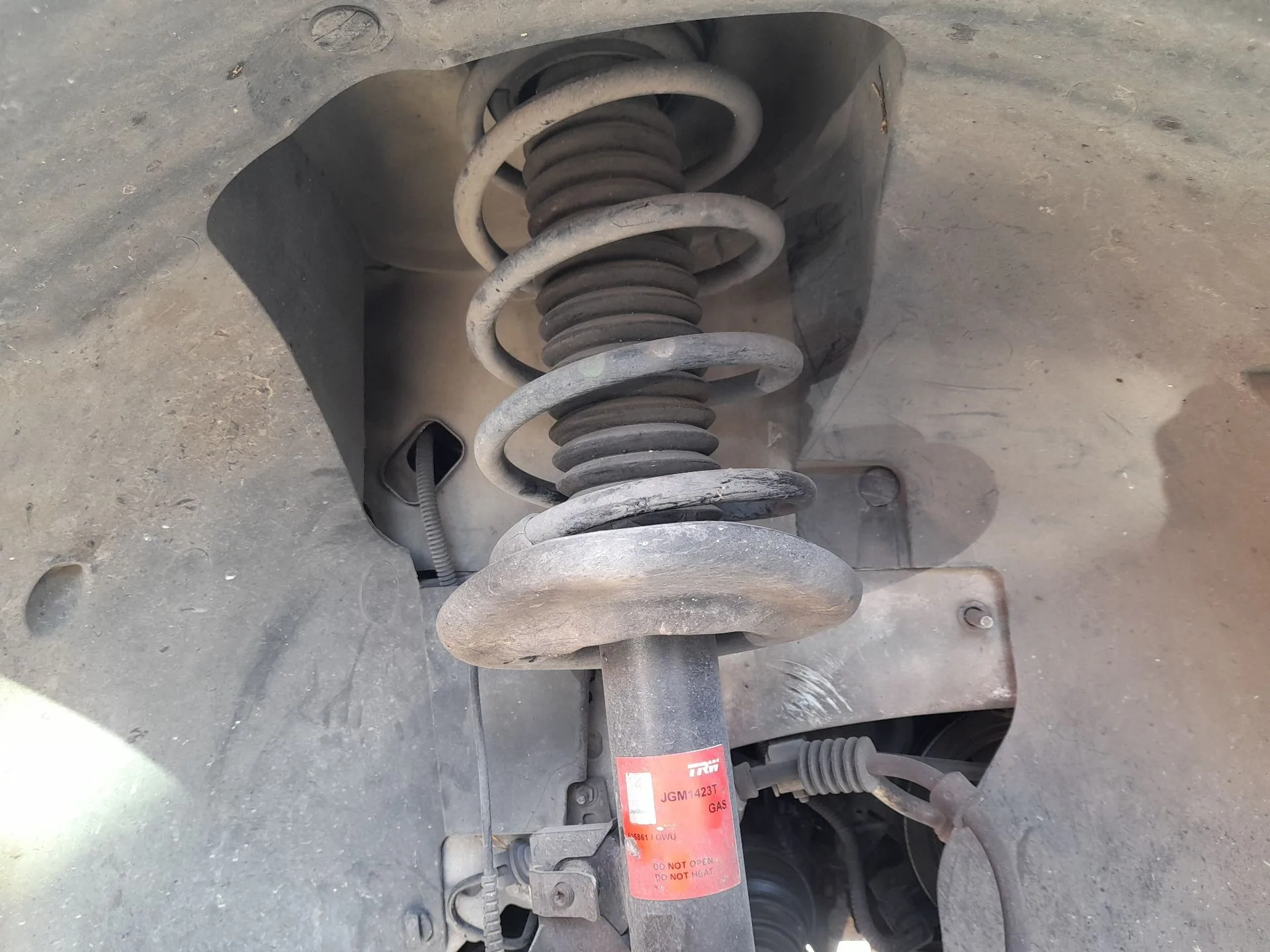 Amortiguador Delantero Derecho para Peugeot 5008 (0U_, 0E_)