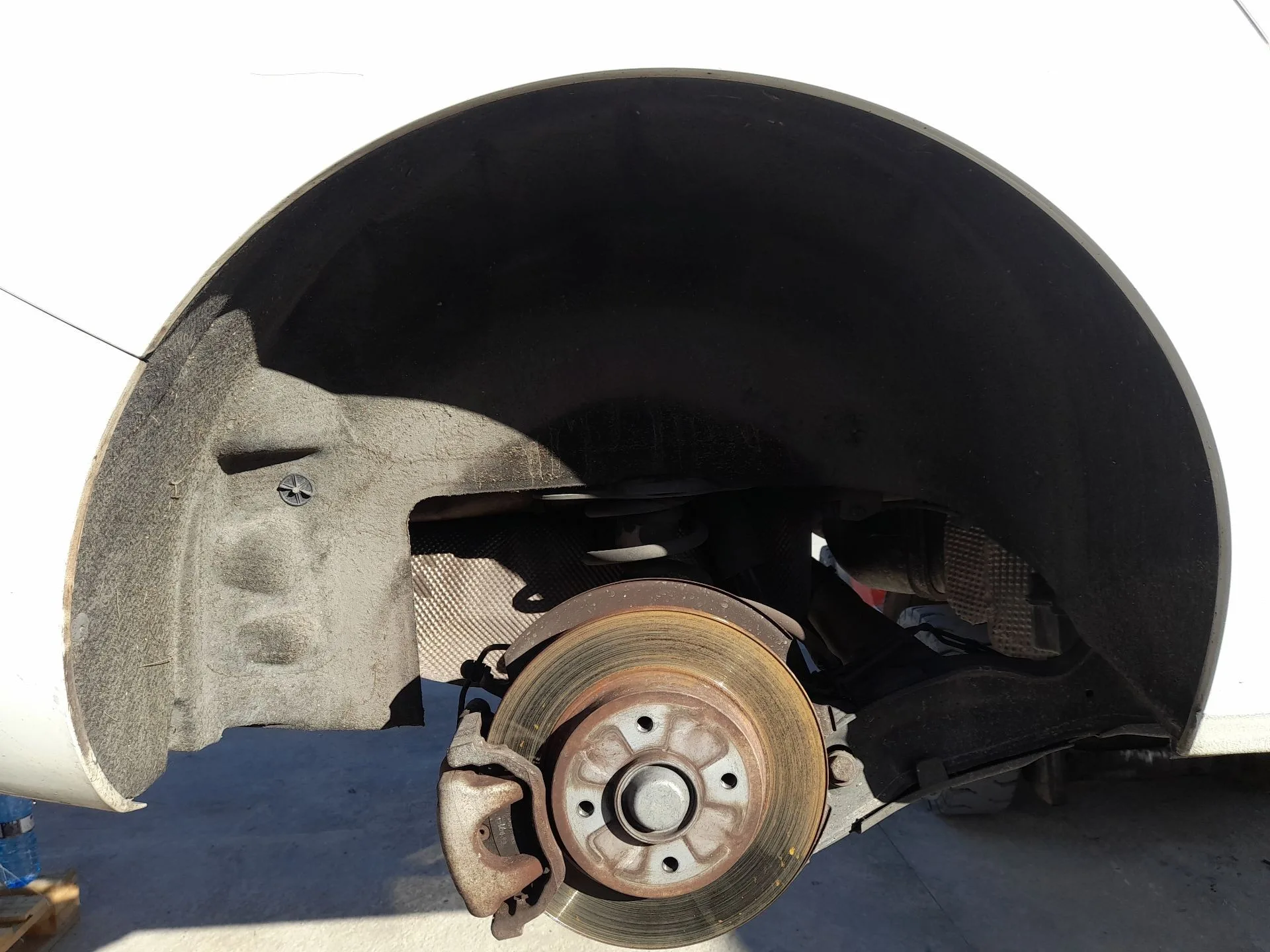 Plastico Pase Rueda Tras. Dch. para Peugeot 5008 (0U_, 0E_)