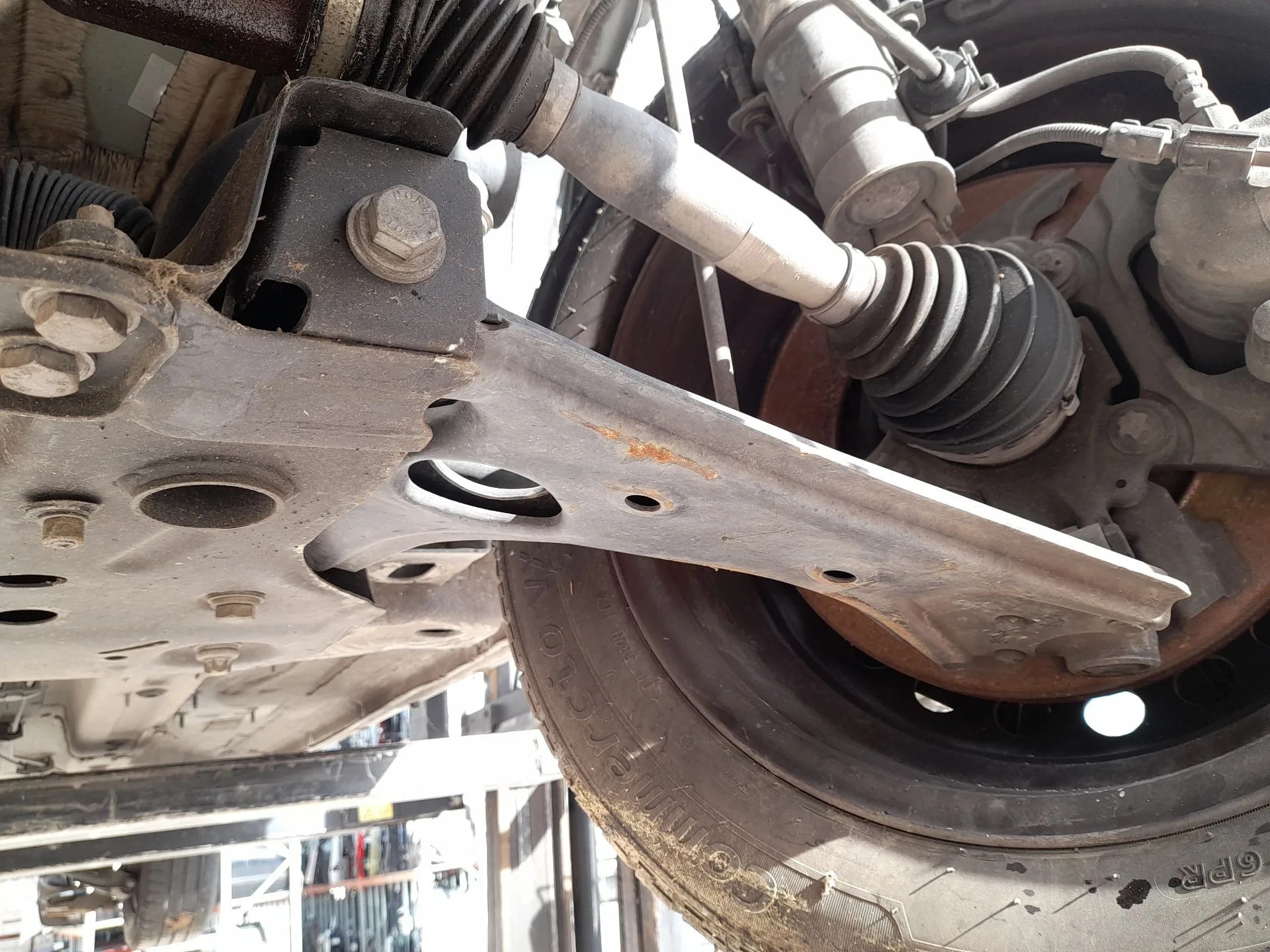Brazo Suspension Inferior Delantero Izquierdo para Fiat Doblo Cargo (263_)