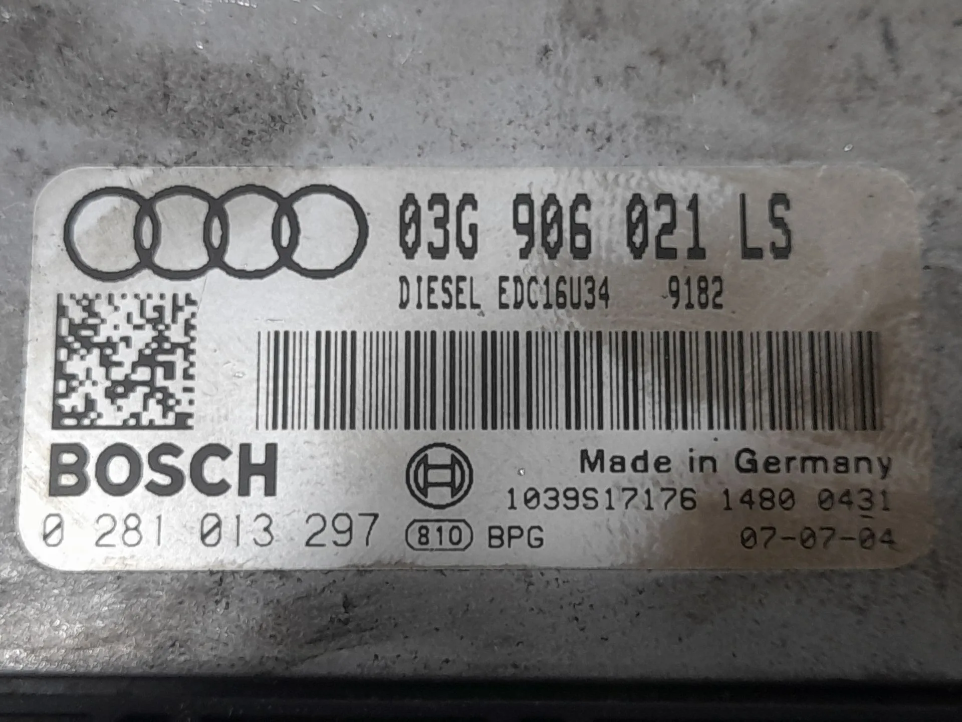 Centralita Motor Uce para Audi A3 (8P1)