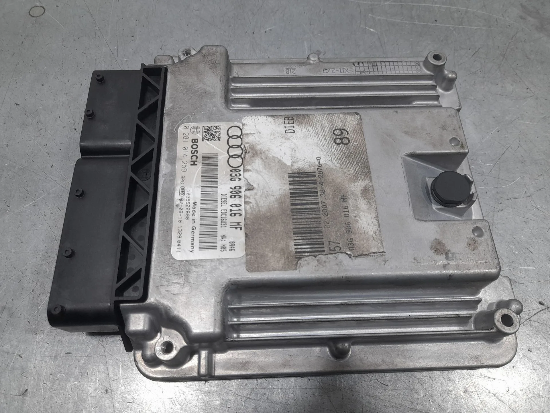 Centralita Motor Uce para Audi A6 C6 (4F2)