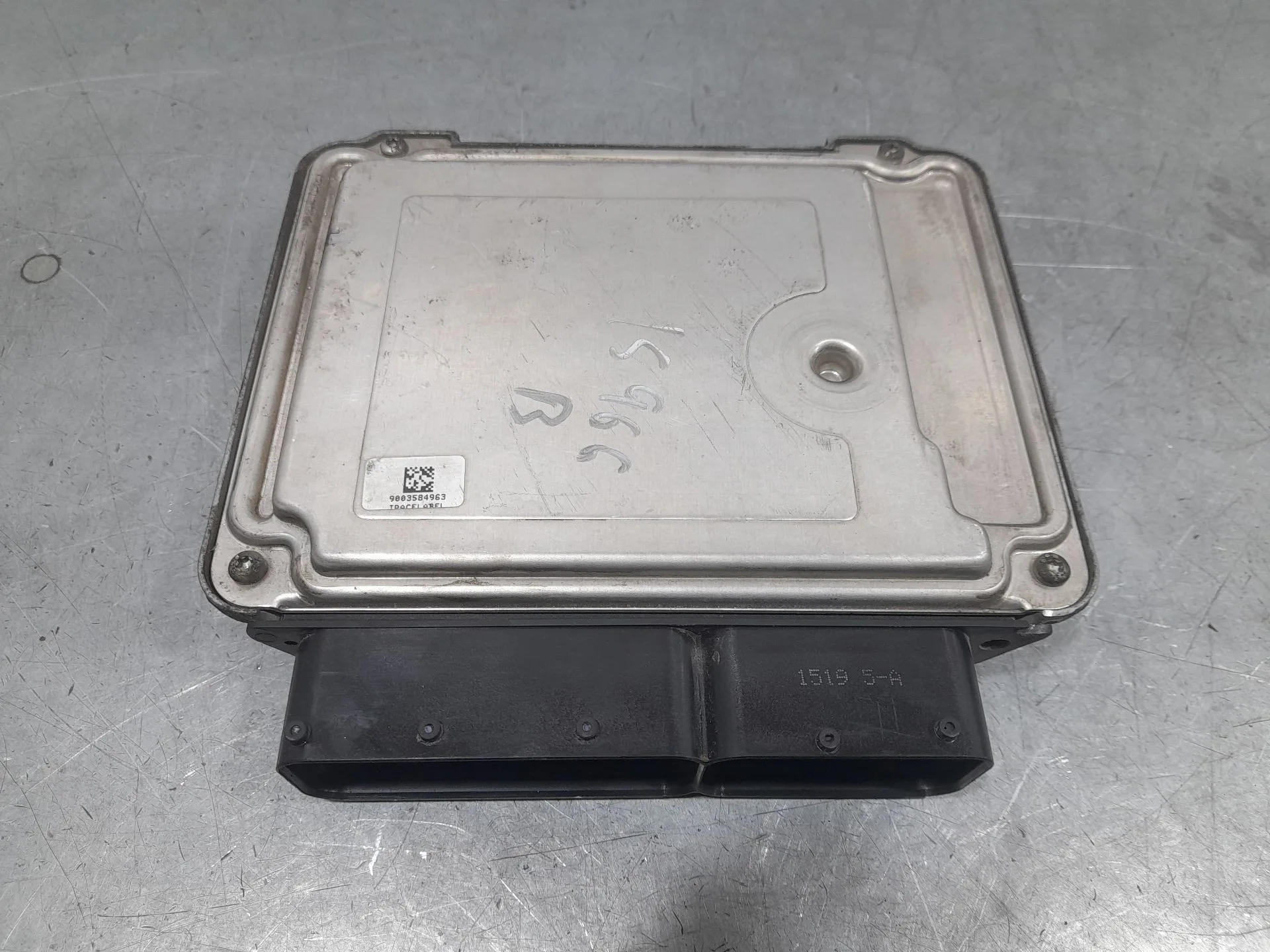 Centralita Motor Uce para Seat Ibiza (6J5)