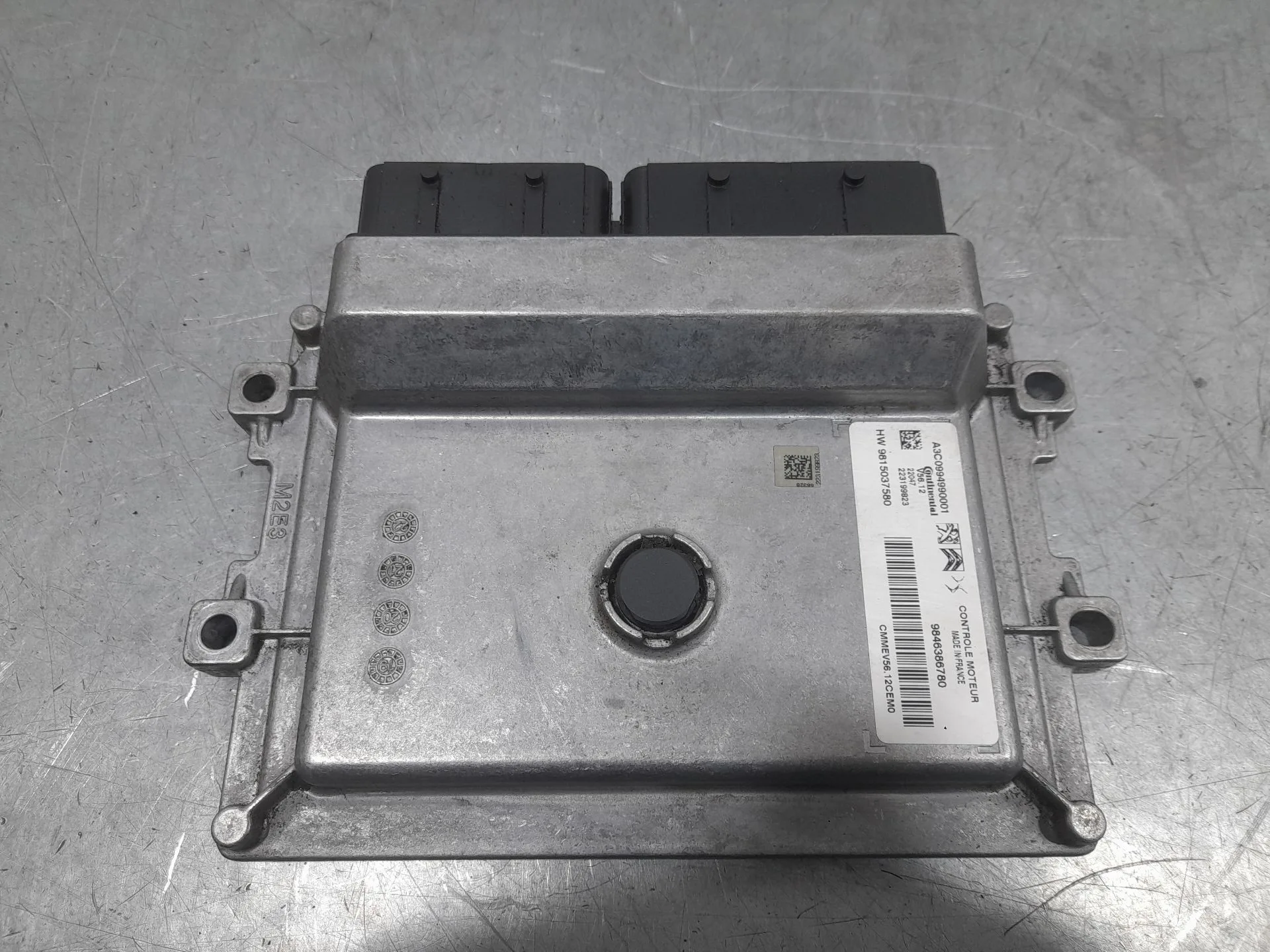 Centralita Motor Uce para Opel Corsa F