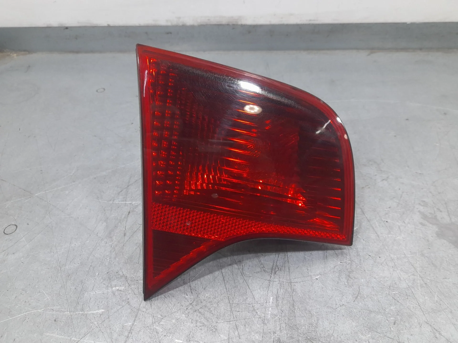 Piloto Trasero Izquierdo Interior para Audi A4 B7 (8Ec)