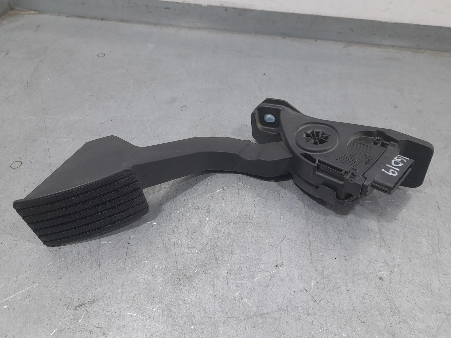 Potenciometro Pedal para Mitsubishi Space Star (A00)