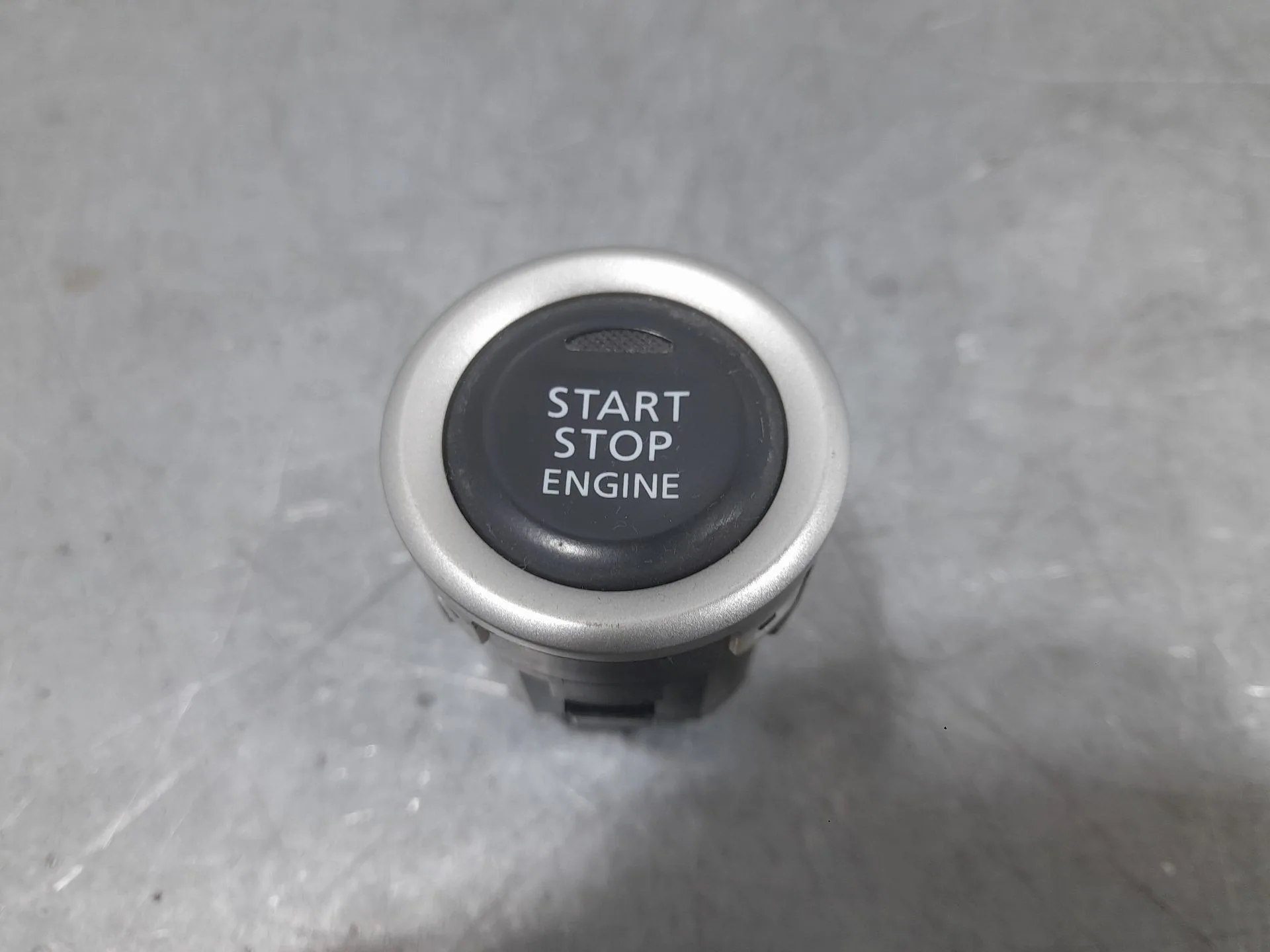 Boton Start/Stop para Mitsubishi Space Star (A00)