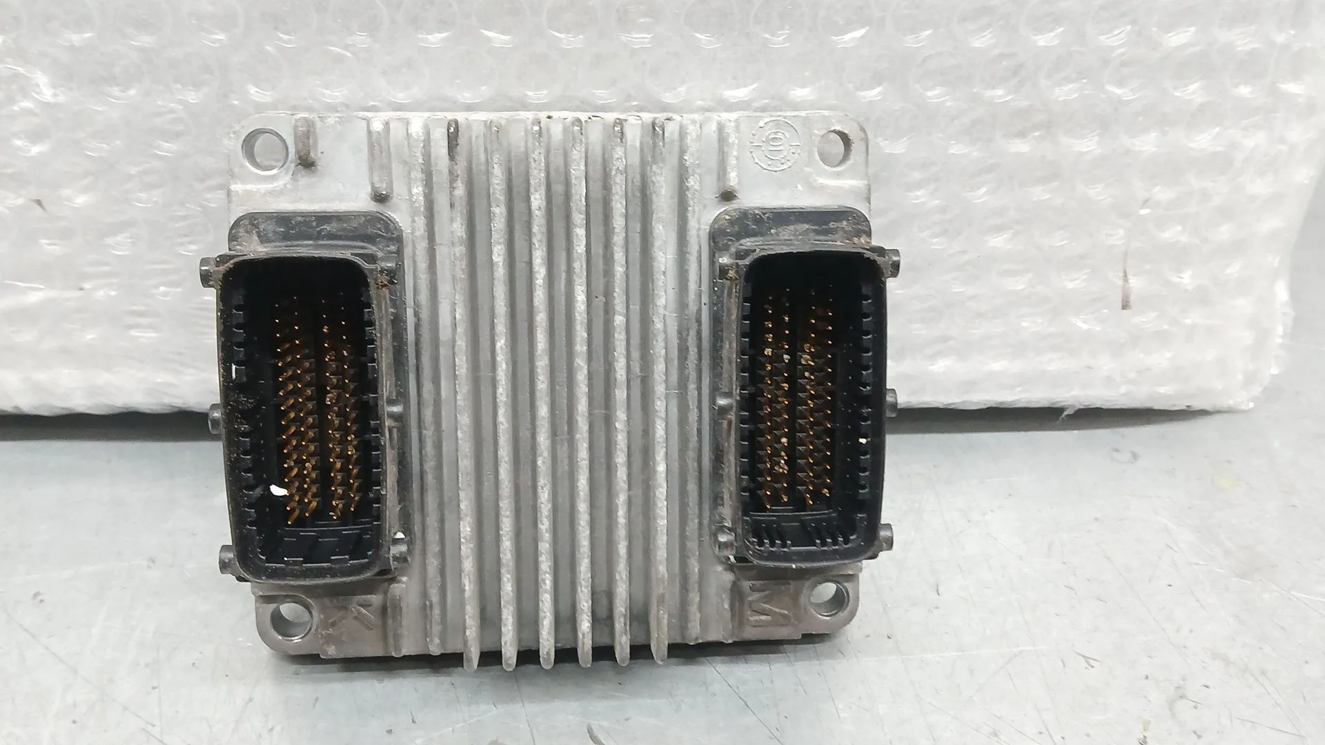 Centralita Motor Uce para Daewoo Kalos (Klas)