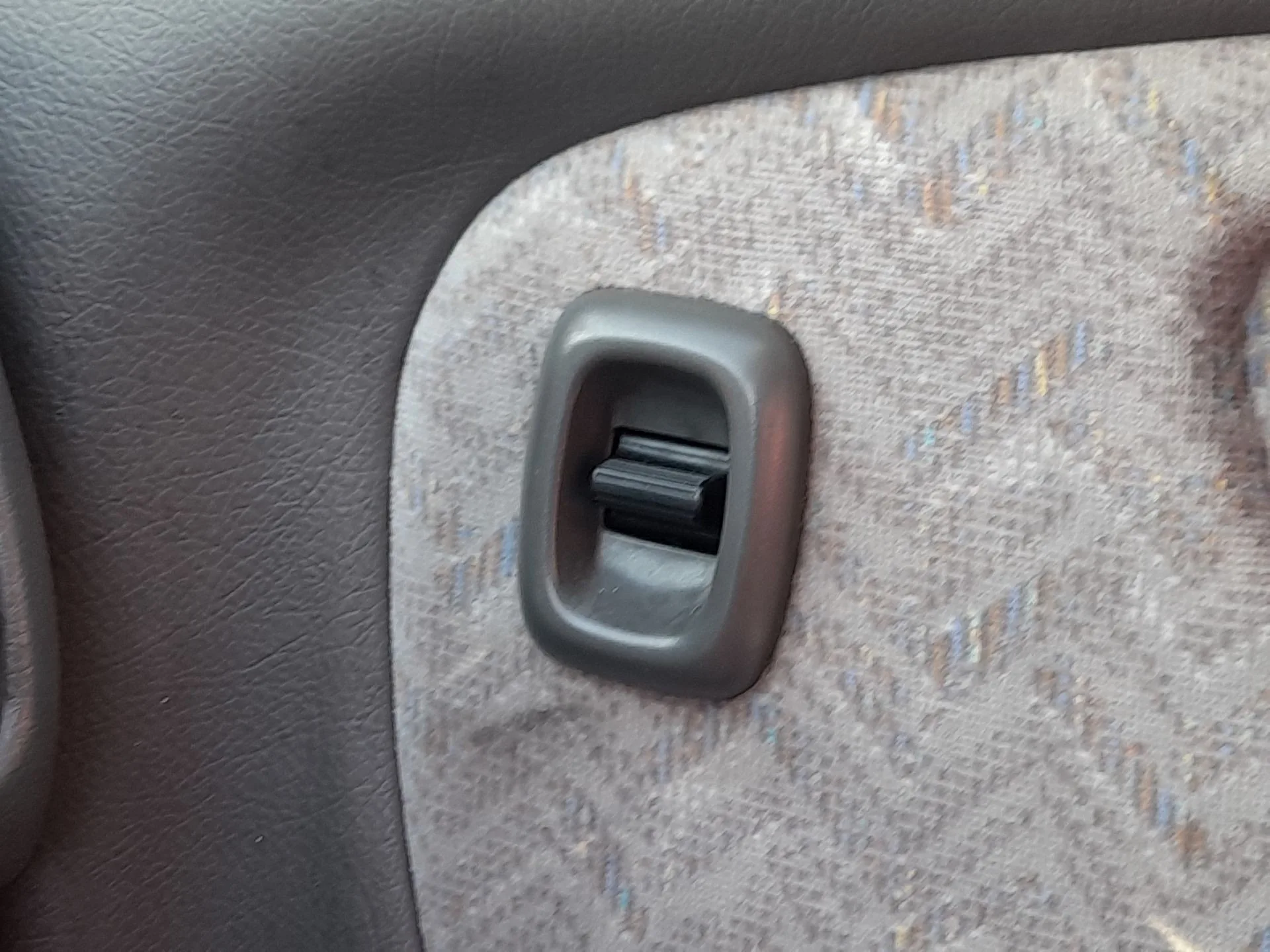 Mando Elevalunas Delantero Derecho para Suzuki Baleno Hatchback (Eg)